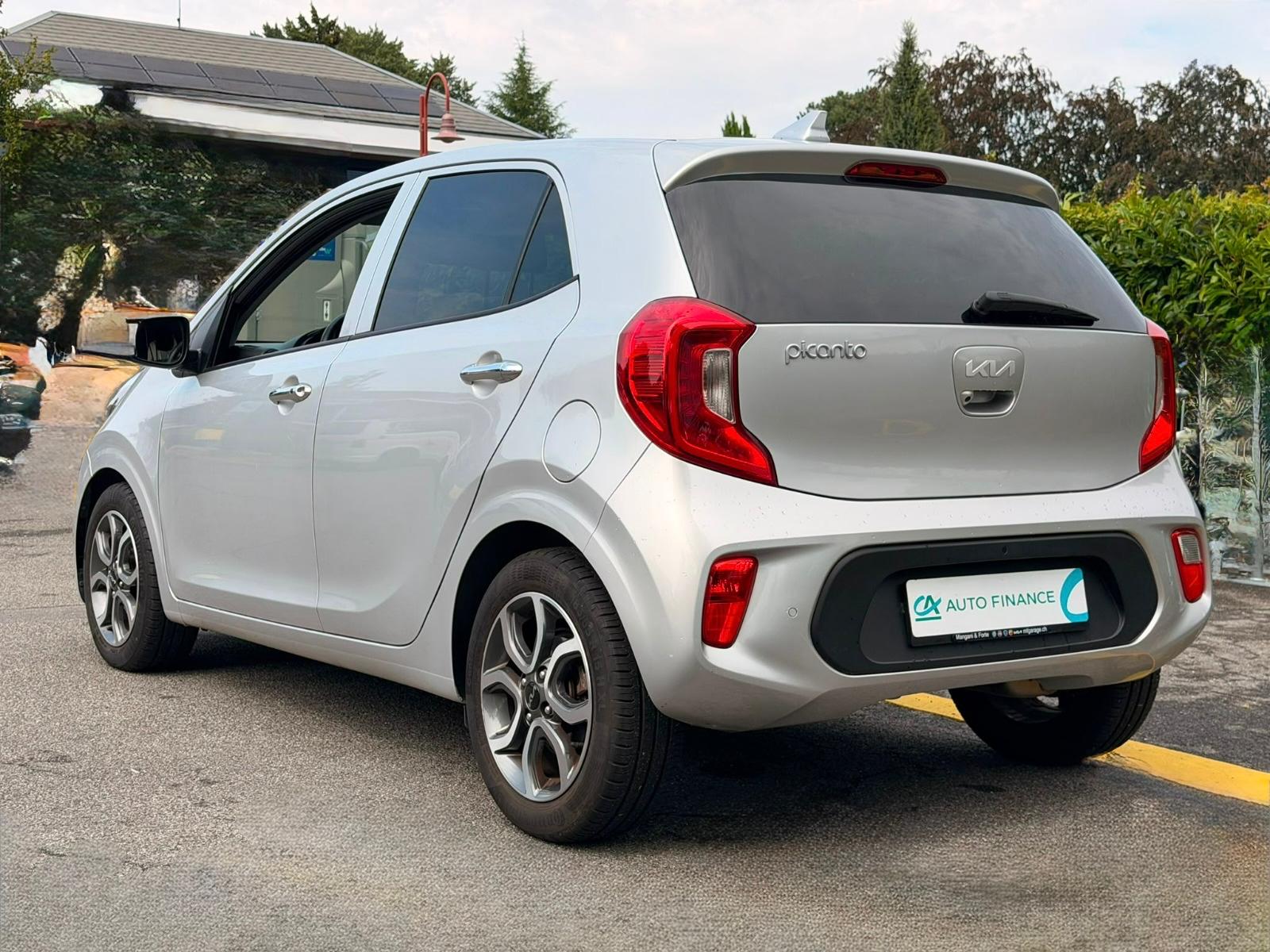 KIA Picanto 1.2 CVVT Style AMT-image-3