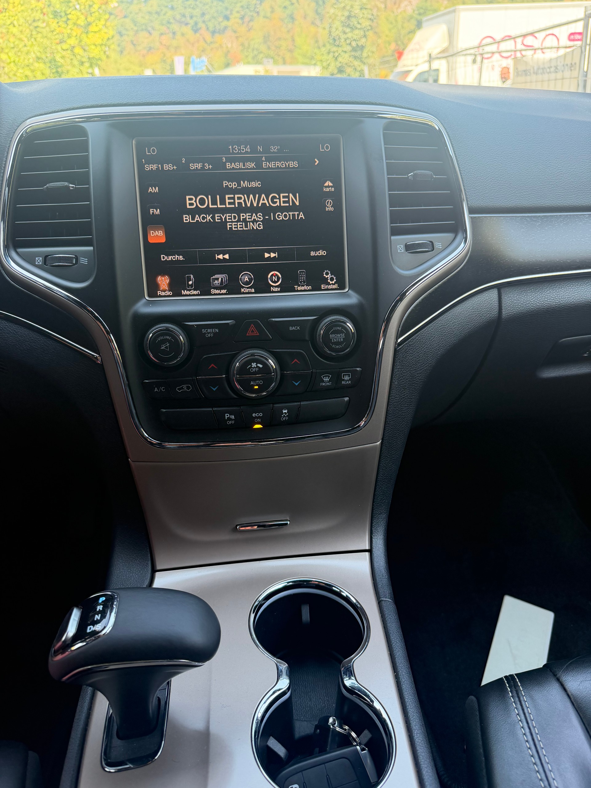 JEEP Grand Cherokee 3.0 CRD Platium Edition-image-8