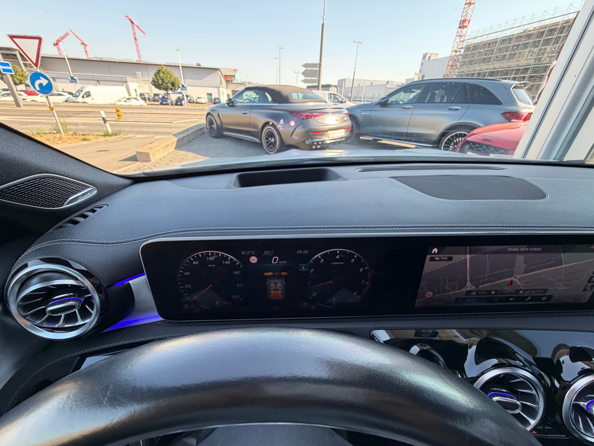MERCEDES-BENZ CLA 220 AMG Line 7G-DCT 4Matic-image-16