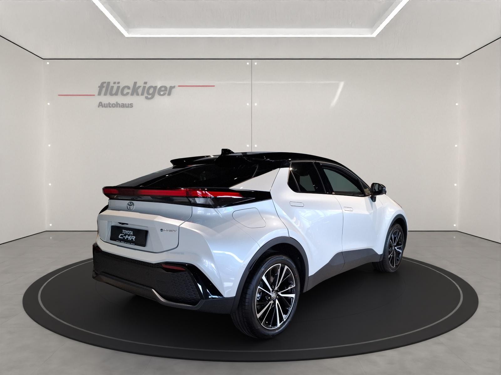 TOYOTA C-HR 2.0 PHEV Style-image-4