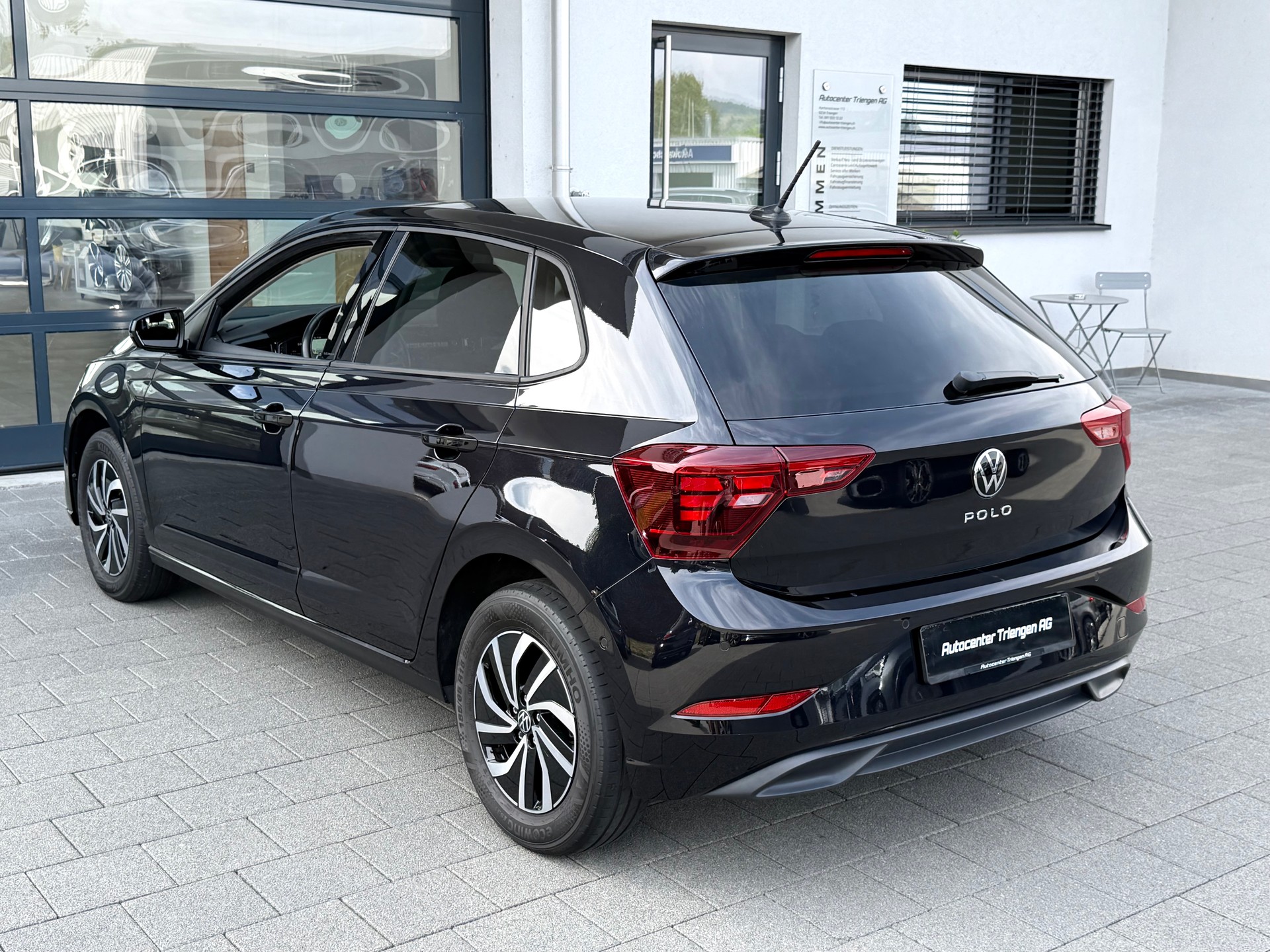 VW Polo 1.0 TSI Life DSG-image-10