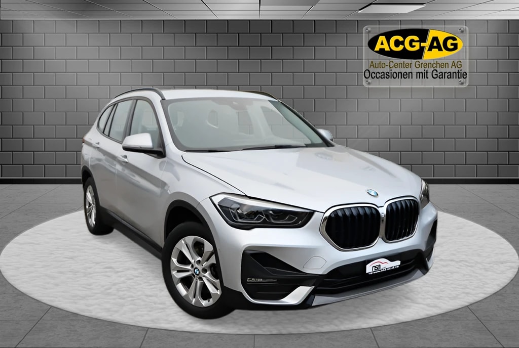 BMW X1 xDrive 25e Steptronic ** Head Up-Display ** Gr.Navi ** Parkhilfe v+h ** LED Licht **-image-0