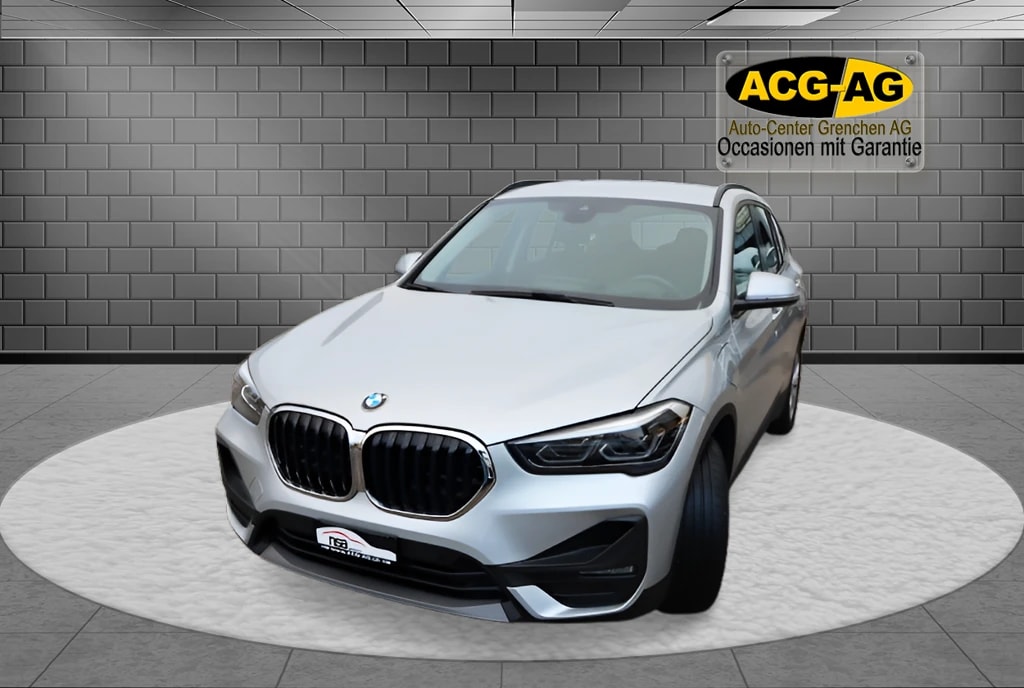 BMW X1 xDrive 25e Steptronic ** Head Up-Display ** Gr.Navi ** Parkhilfe v+h ** LED Licht **-image-2