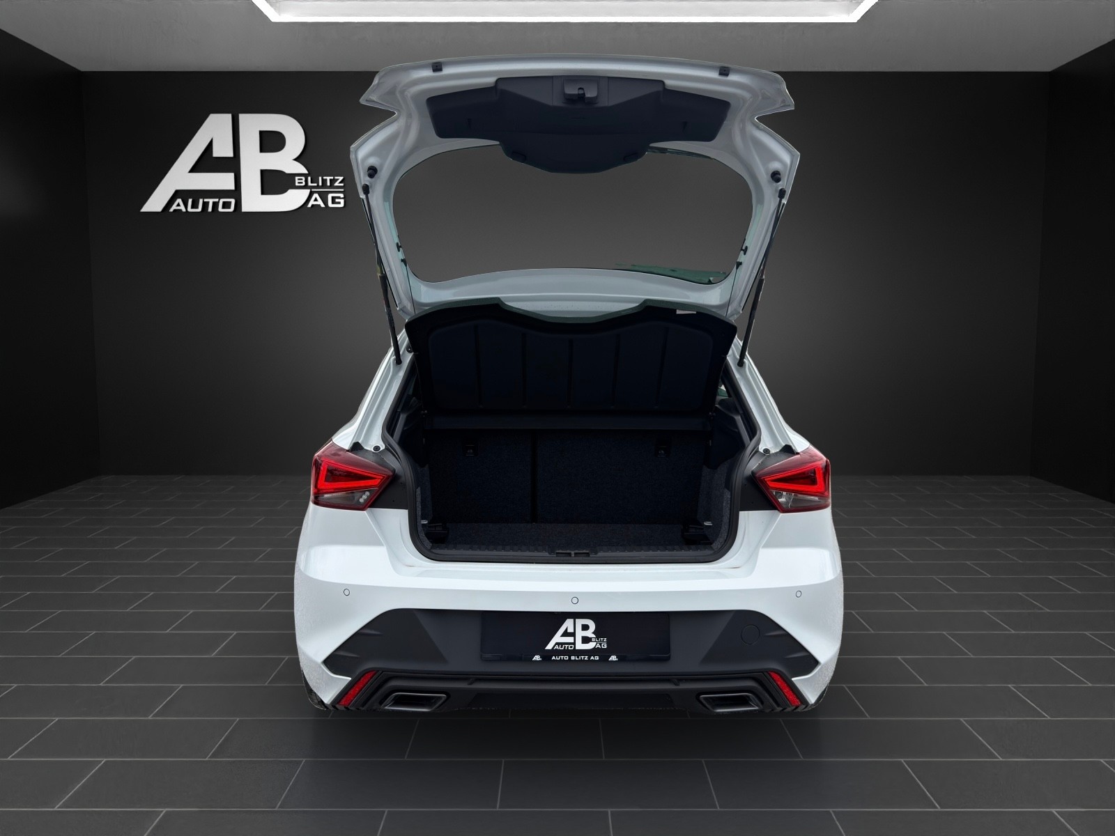 SEAT Ibiza 1.5 EcoTSI FR DSG mit 150 PS * Panoramadach *-image-15