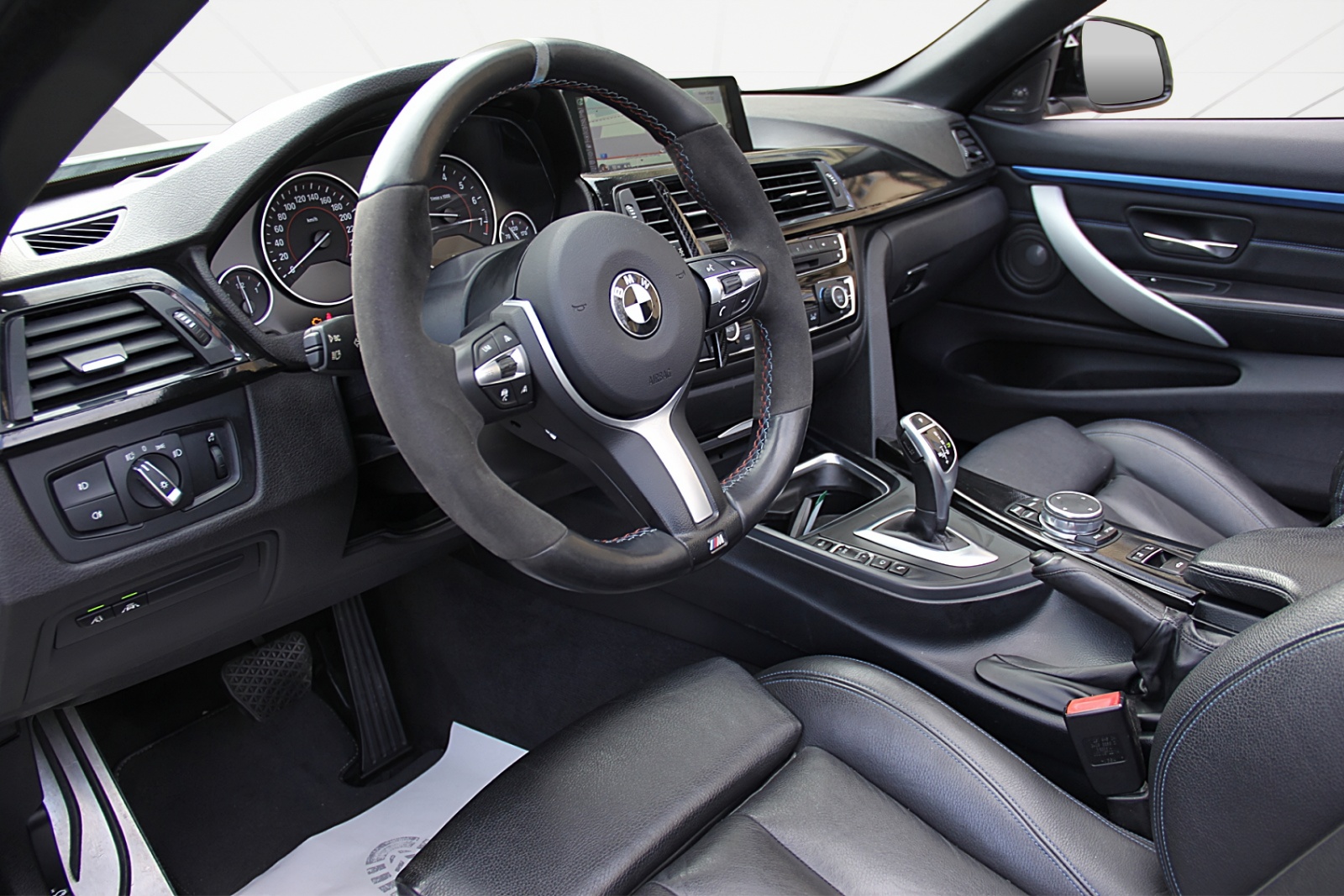 BMW 435i Cabriolet M Performance Steptronic-image-8