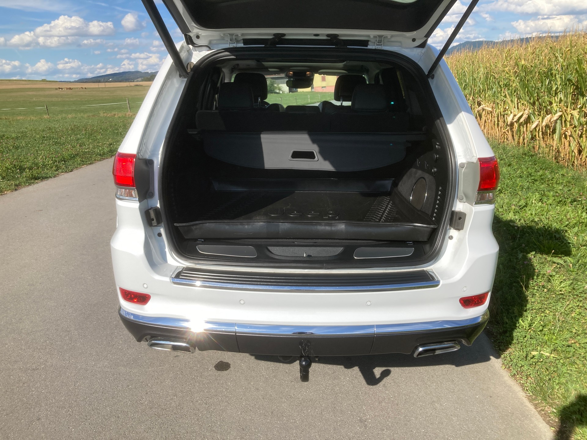 JEEP Grand Cherokee 3.0 CRD Summit Automatic mit Anhängerkupplung 3`500 KG-image-9