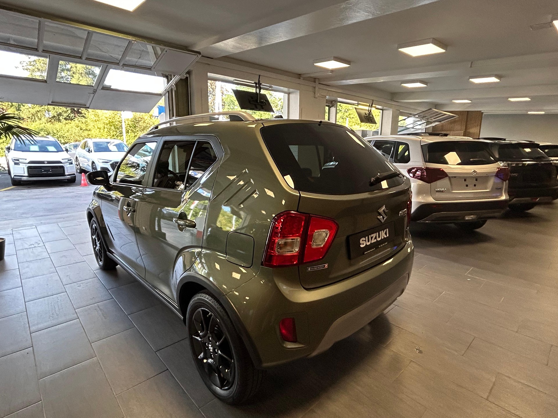 SUZUKI Ignis 1.2 Compact Top Hybrid-image-4