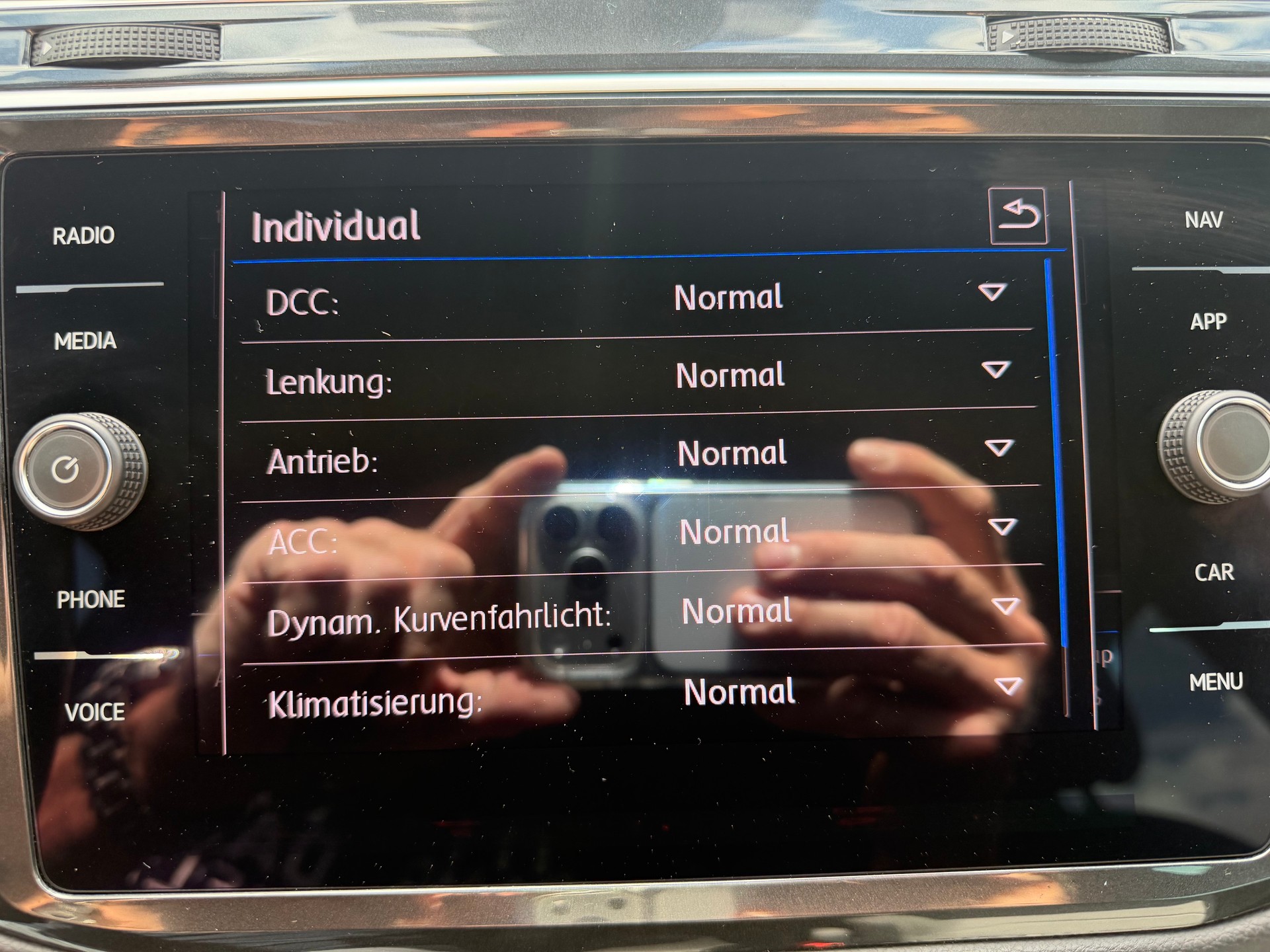 VW Tiguan 2.0TSI Highline 4Motion DSG-image-17