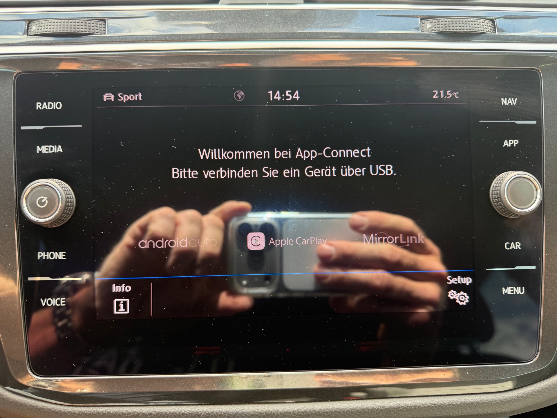 VW Tiguan 2.0TSI Highline 4Motion DSG-image-11