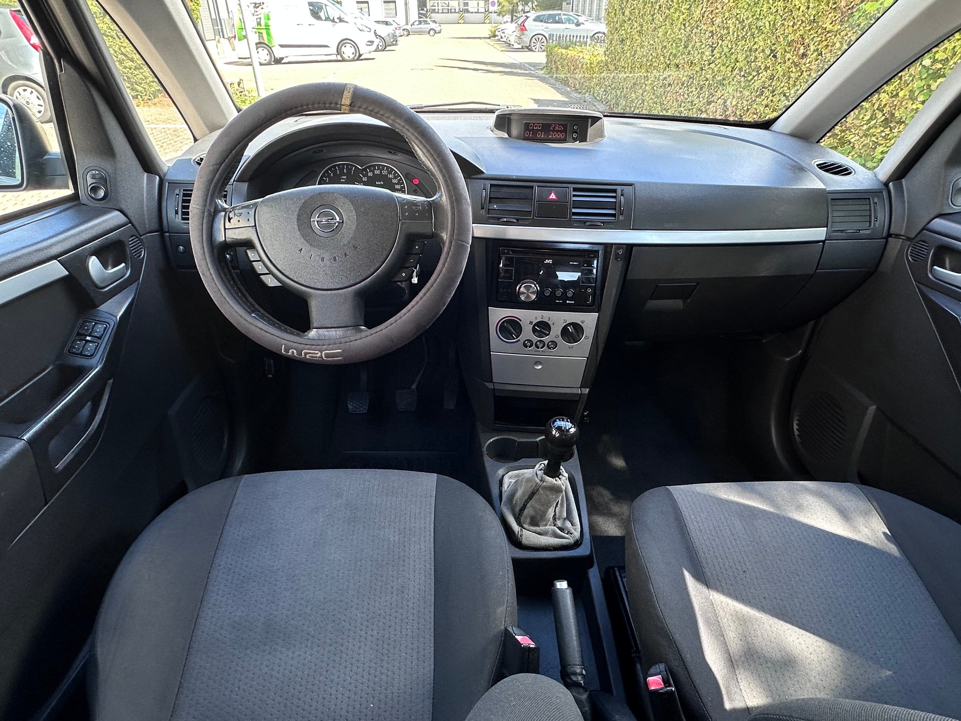 OPEL Meriva 1.8i 16V Cosmo-image-6