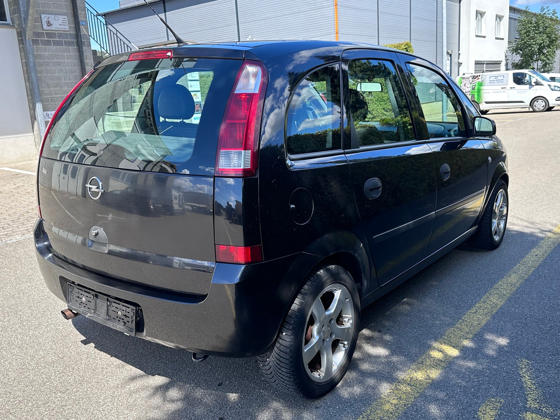 OPEL Meriva 1.8i 16V Cosmo-image-3