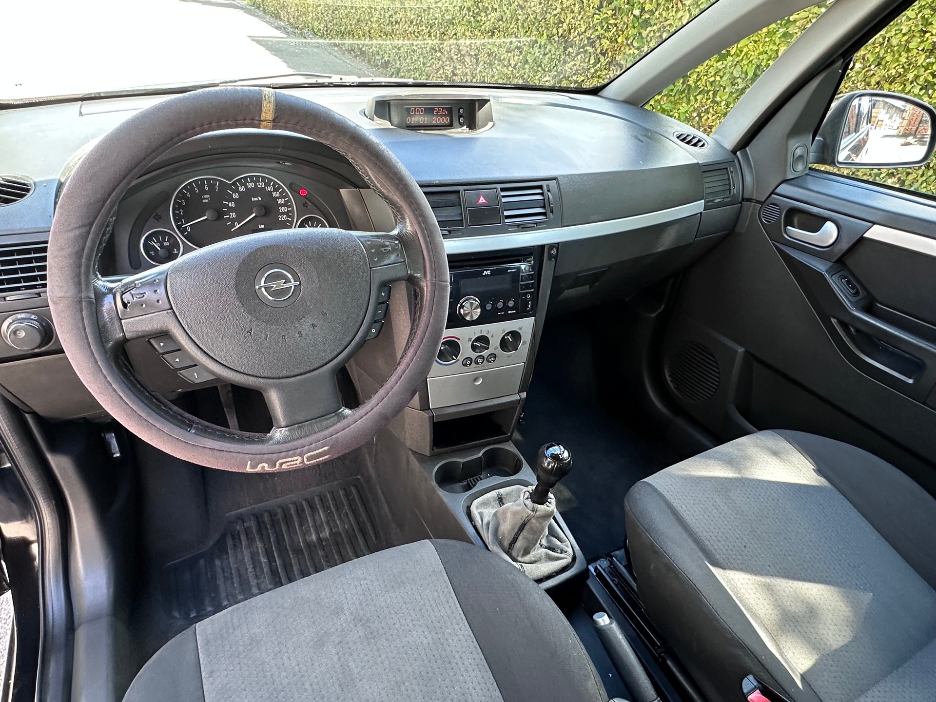 OPEL Meriva 1.8i 16V Cosmo-image-11