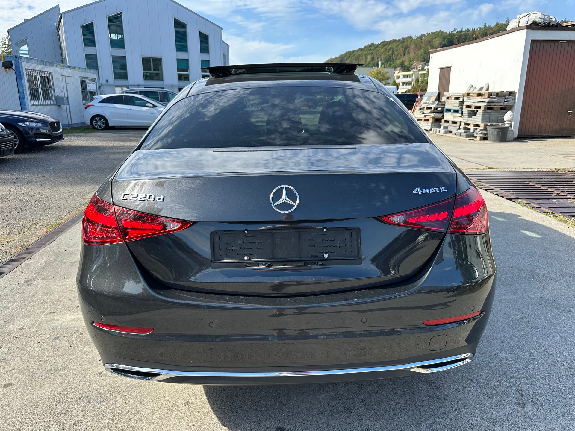 MERCEDES-BENZ C 220 d 4Matic Avantgarde-image-2