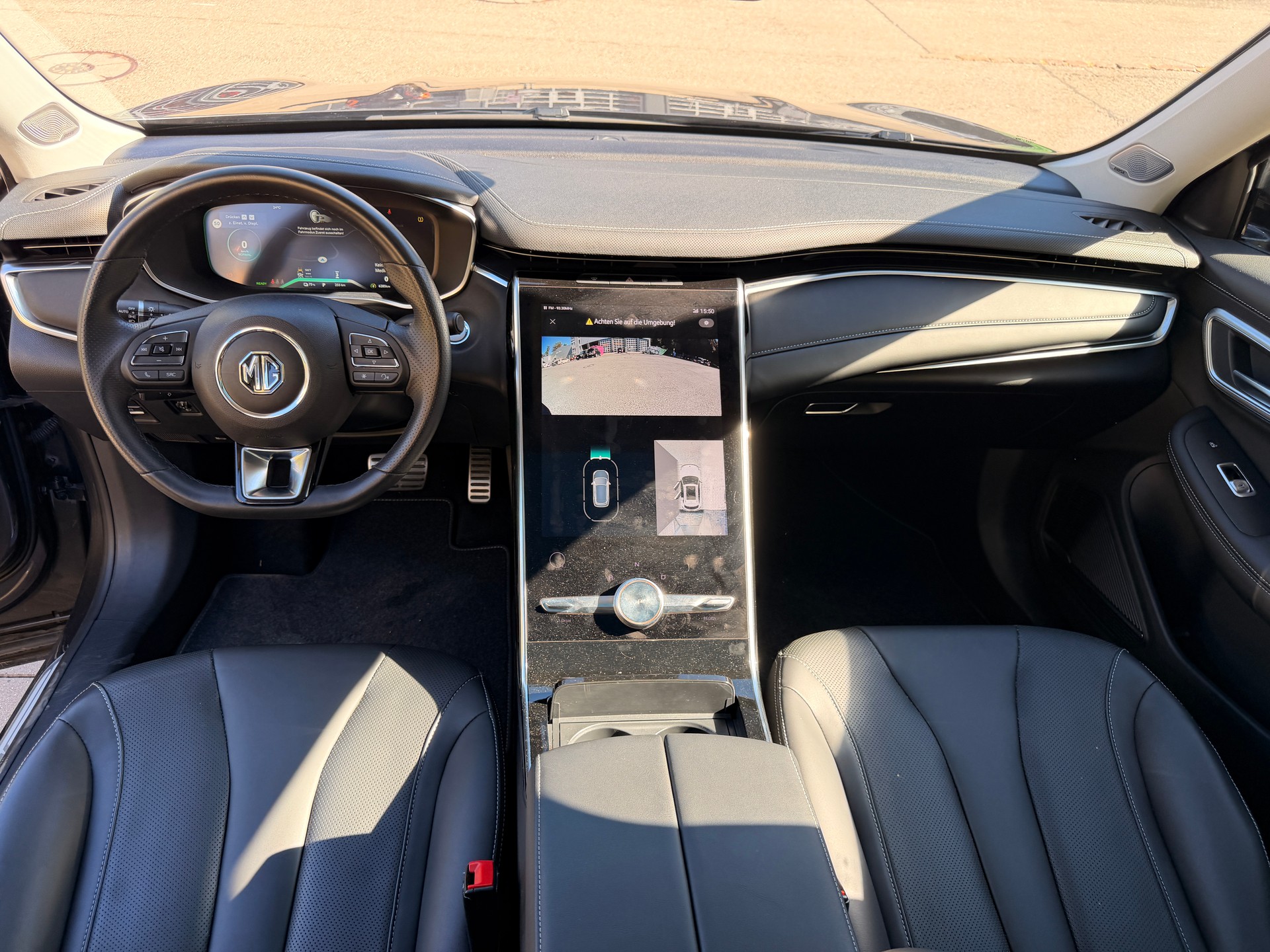 MG Marvel R EV 70kWh Performance AWD-image-7