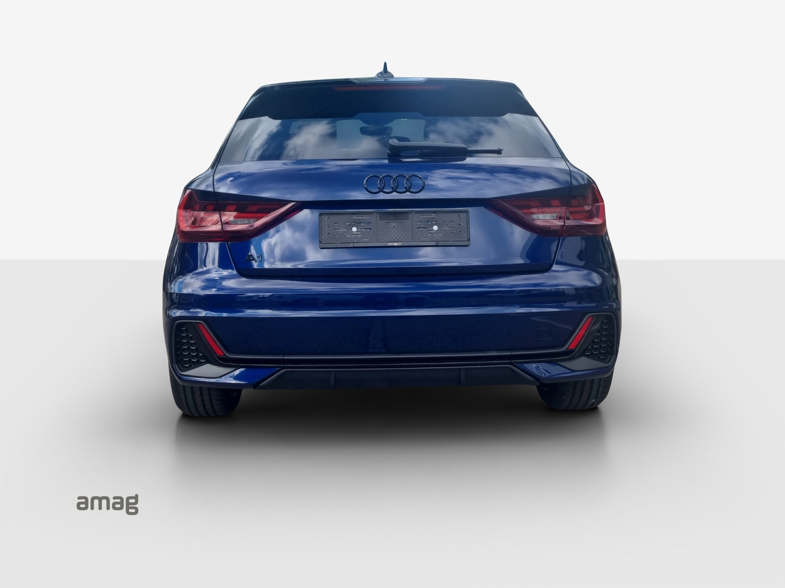 AUDI A1 Sportback 30 TFSI S Line Attraction S-tronic-image-3