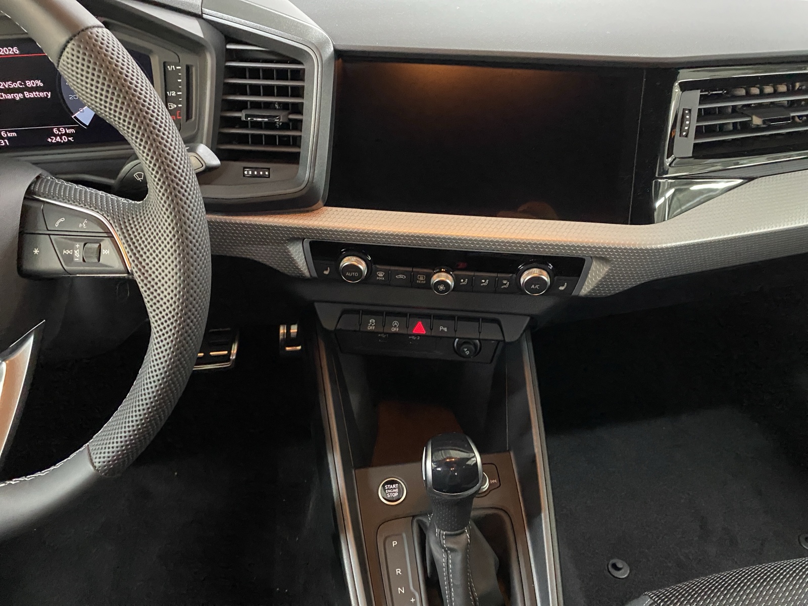 AUDI A1 Sportback 30 TFSI Attraction S-tronic-image-10
