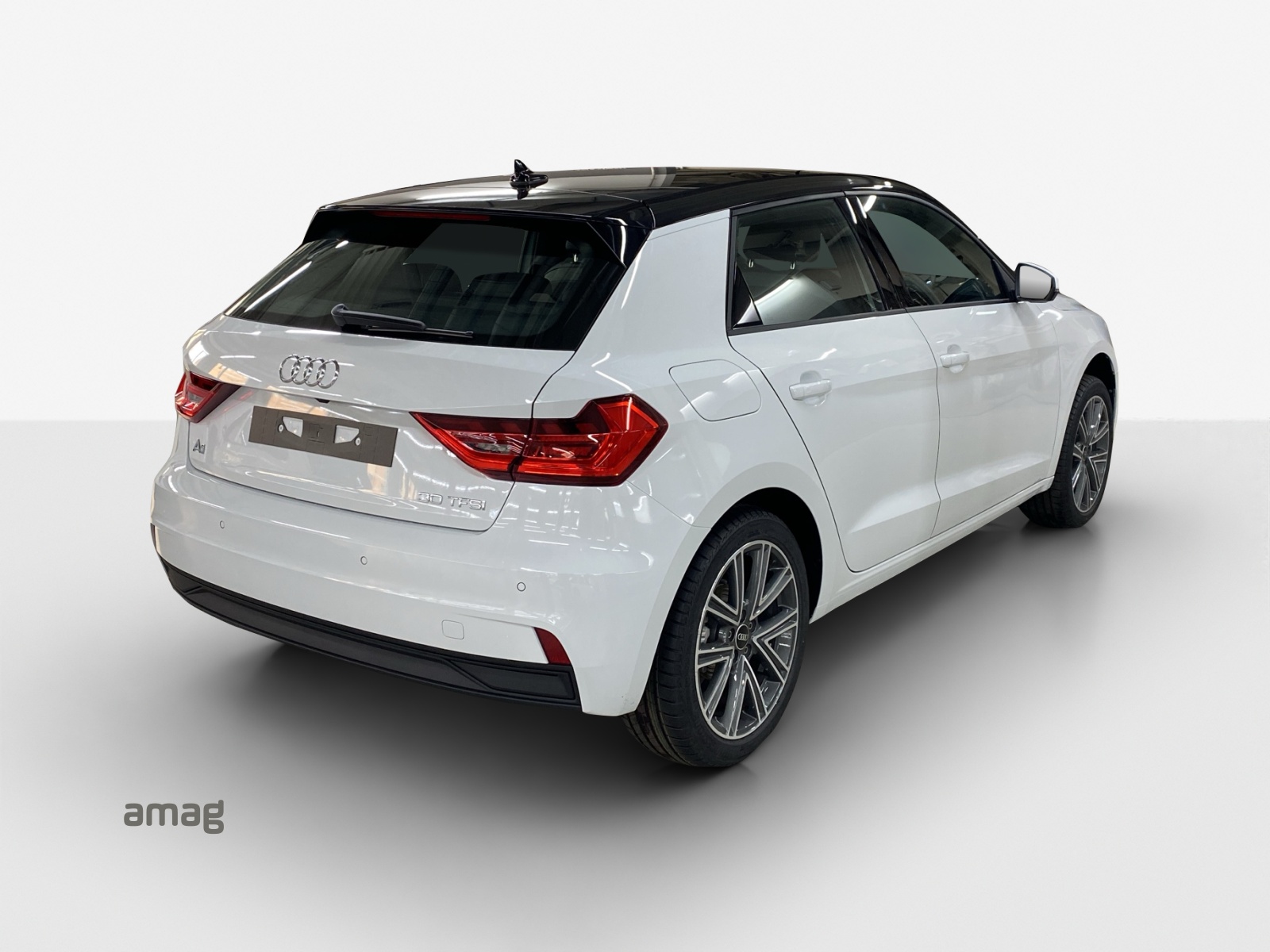 AUDI A1 Sportback 30 TFSI Attraction S-tronic-image-4