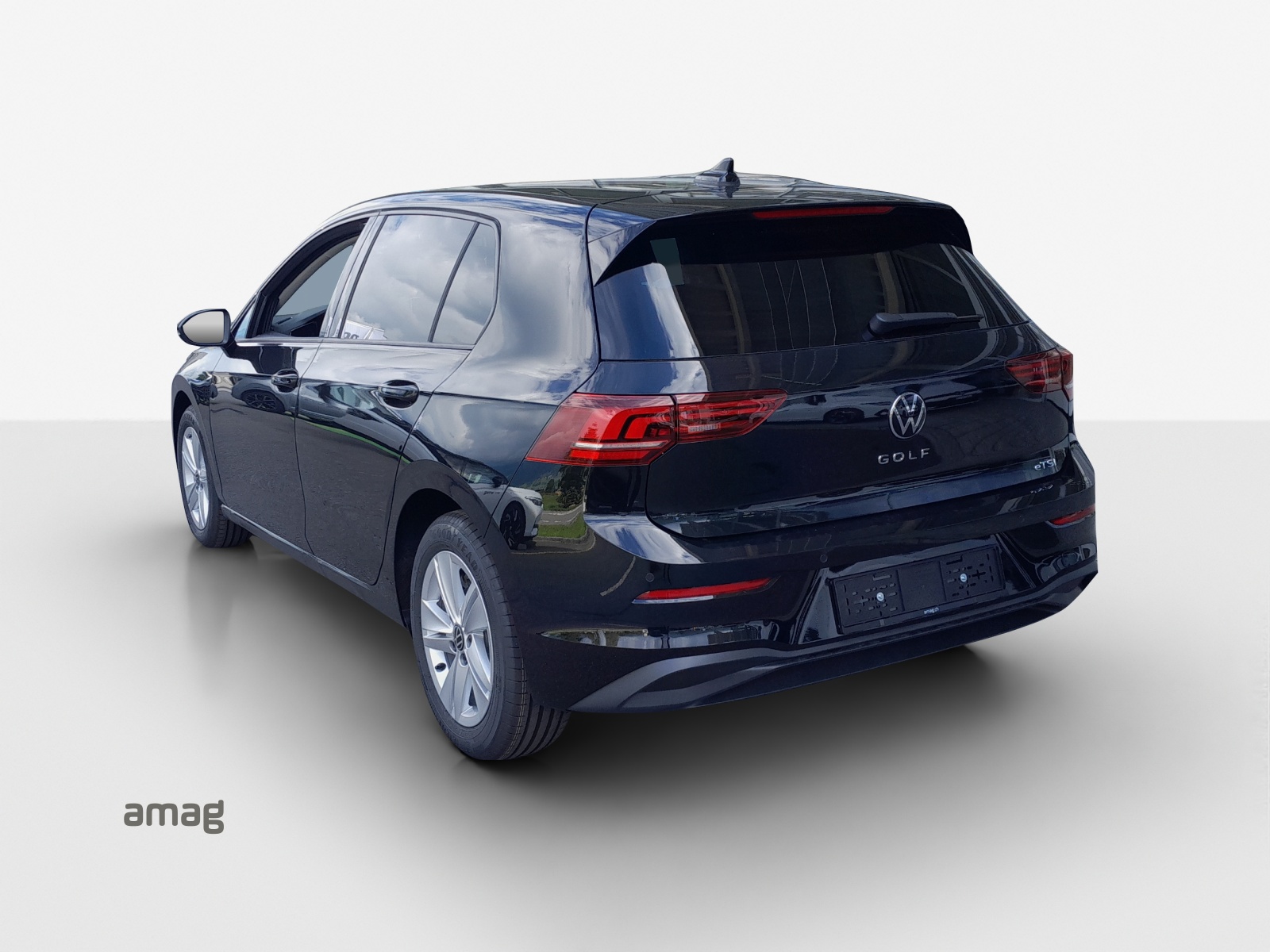 VW Golf 1.5 e TSI mHEV Value DSG-image-2