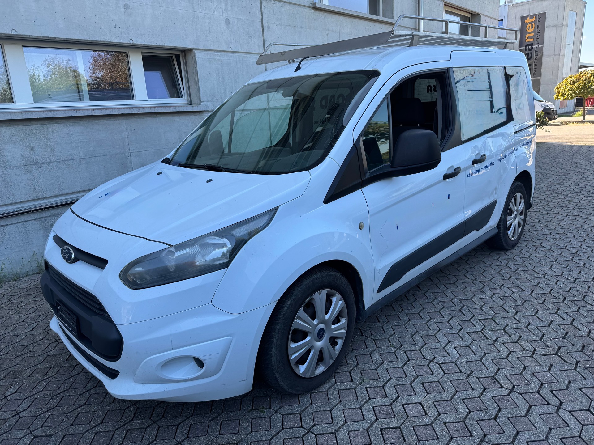 FORD Tourneo Connect 1.6 TDCi Trend-image-2