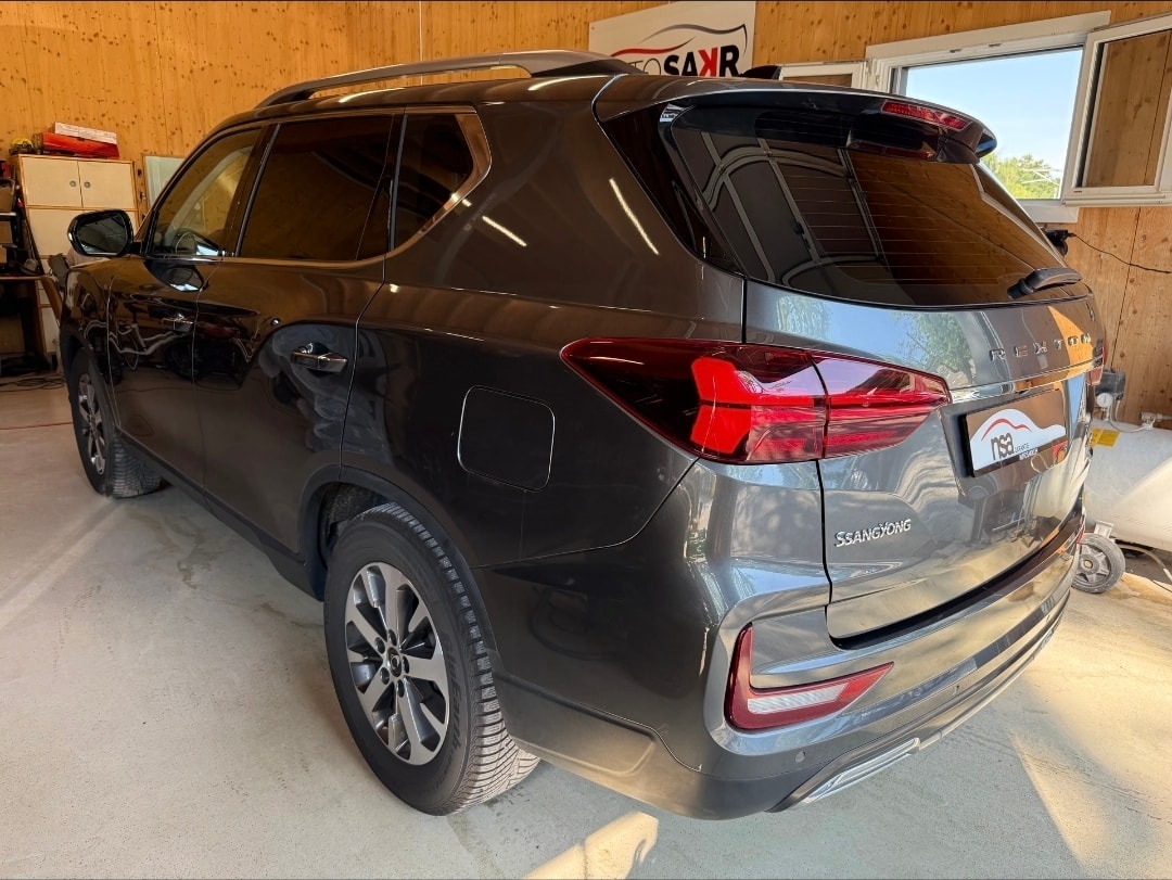 KGM-SsangYong Rexton 2.2 CRDi 7 Pl.Quartz 4WD AT-image-5
