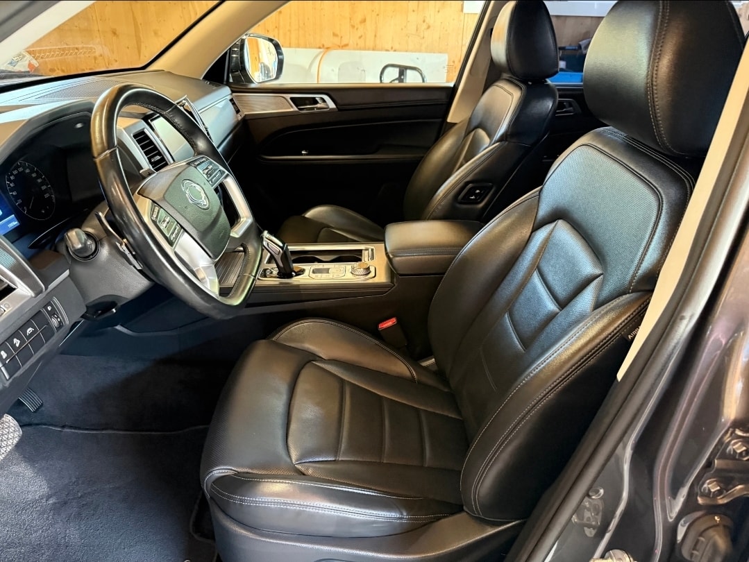 KGM-SsangYong Rexton 2.2 CRDi 7 Pl.Quartz 4WD AT-image-6