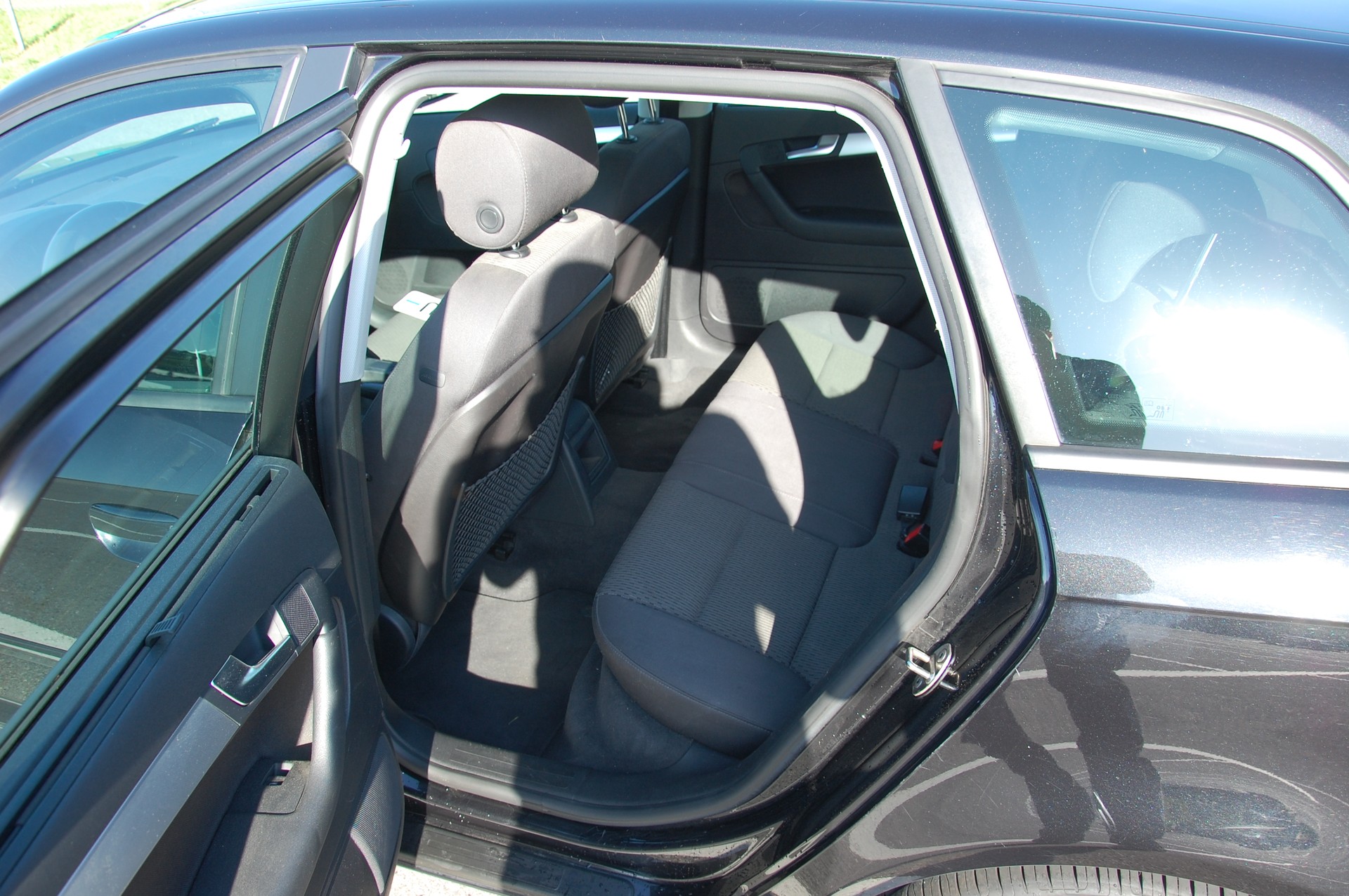 AUDI A3 Sportback 1.8 TFSI Attraction quattro-image-6