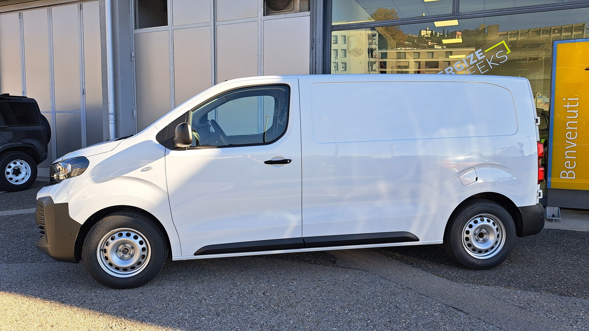 OPEL Vivaro Cargo 1.5 D s/s M Energize Your Business-image-3