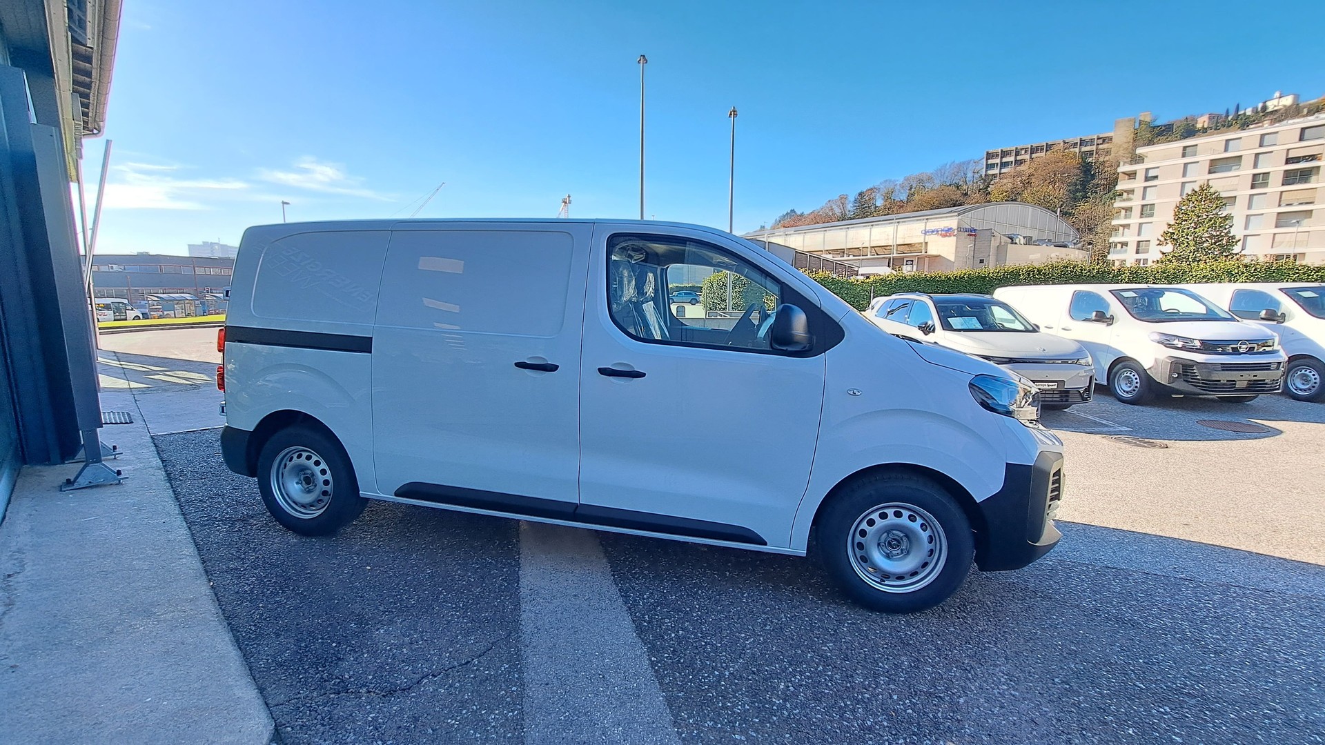 OPEL Vivaro Cargo 1.5 D s/s M Energize Your Business-image-7