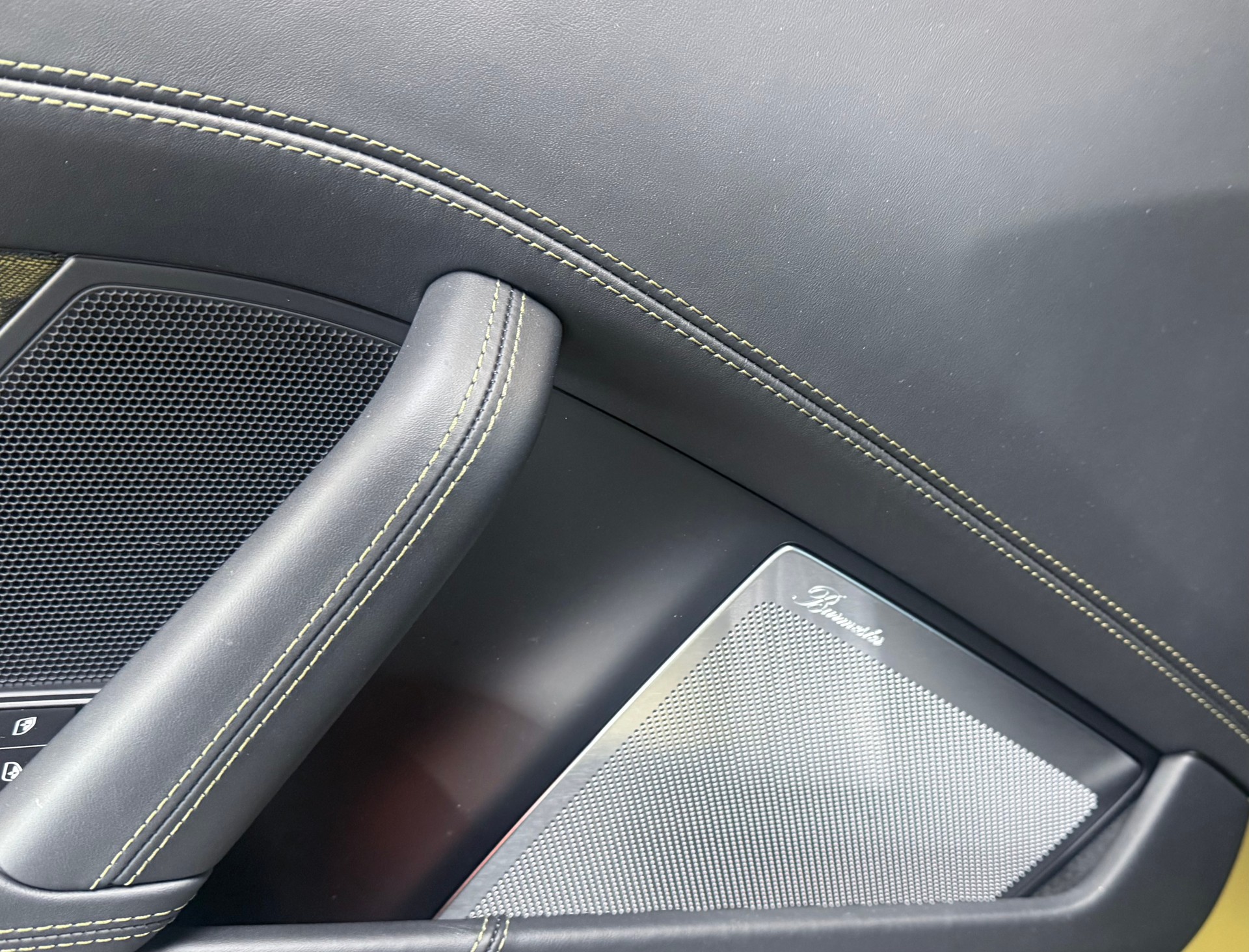 PORSCHE 911 Carrera Cabriolet GTS Spirit 70-image-12