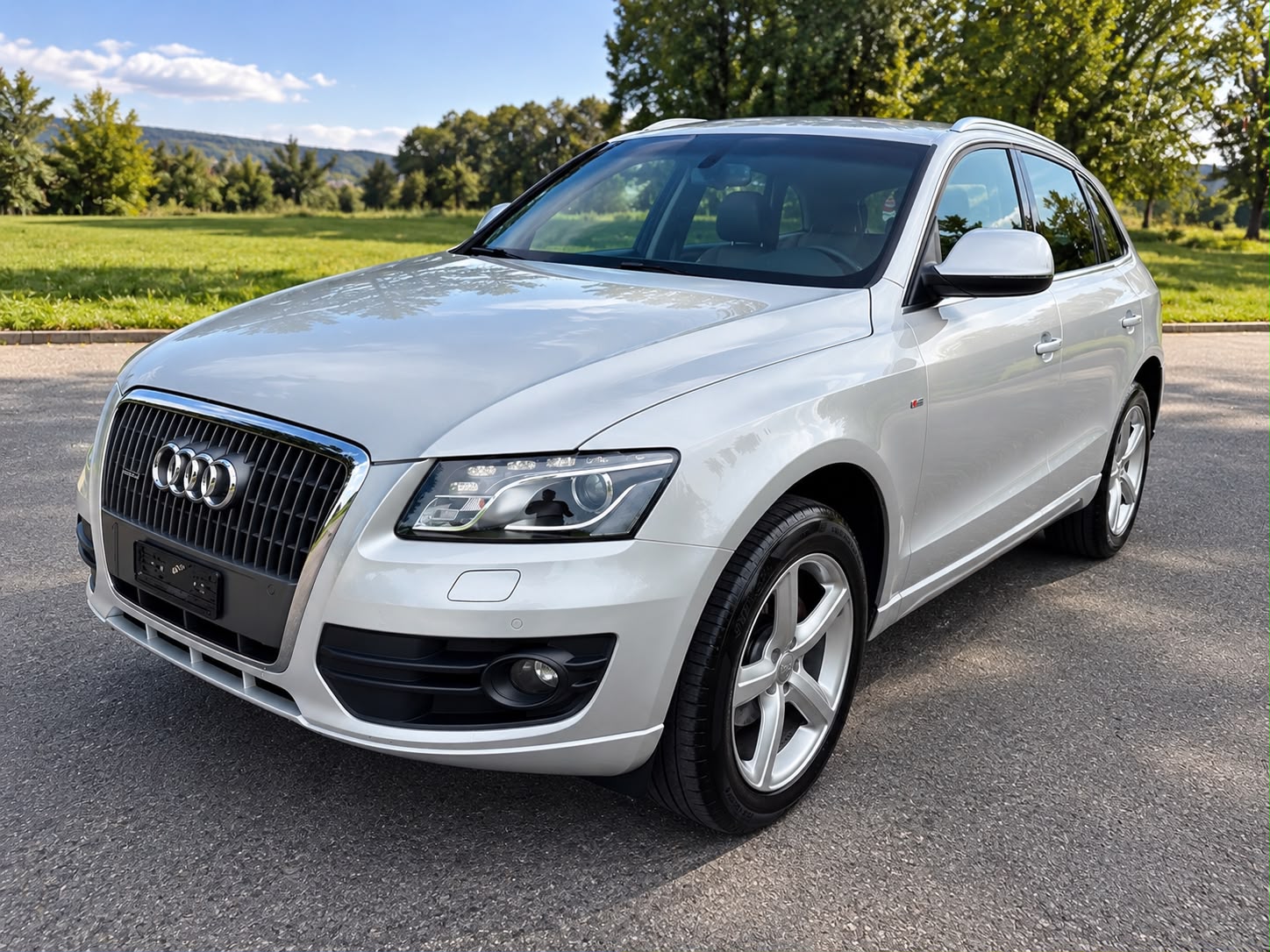 AUDI Q5 2.0 TFSI quattro S-tronic-image-0