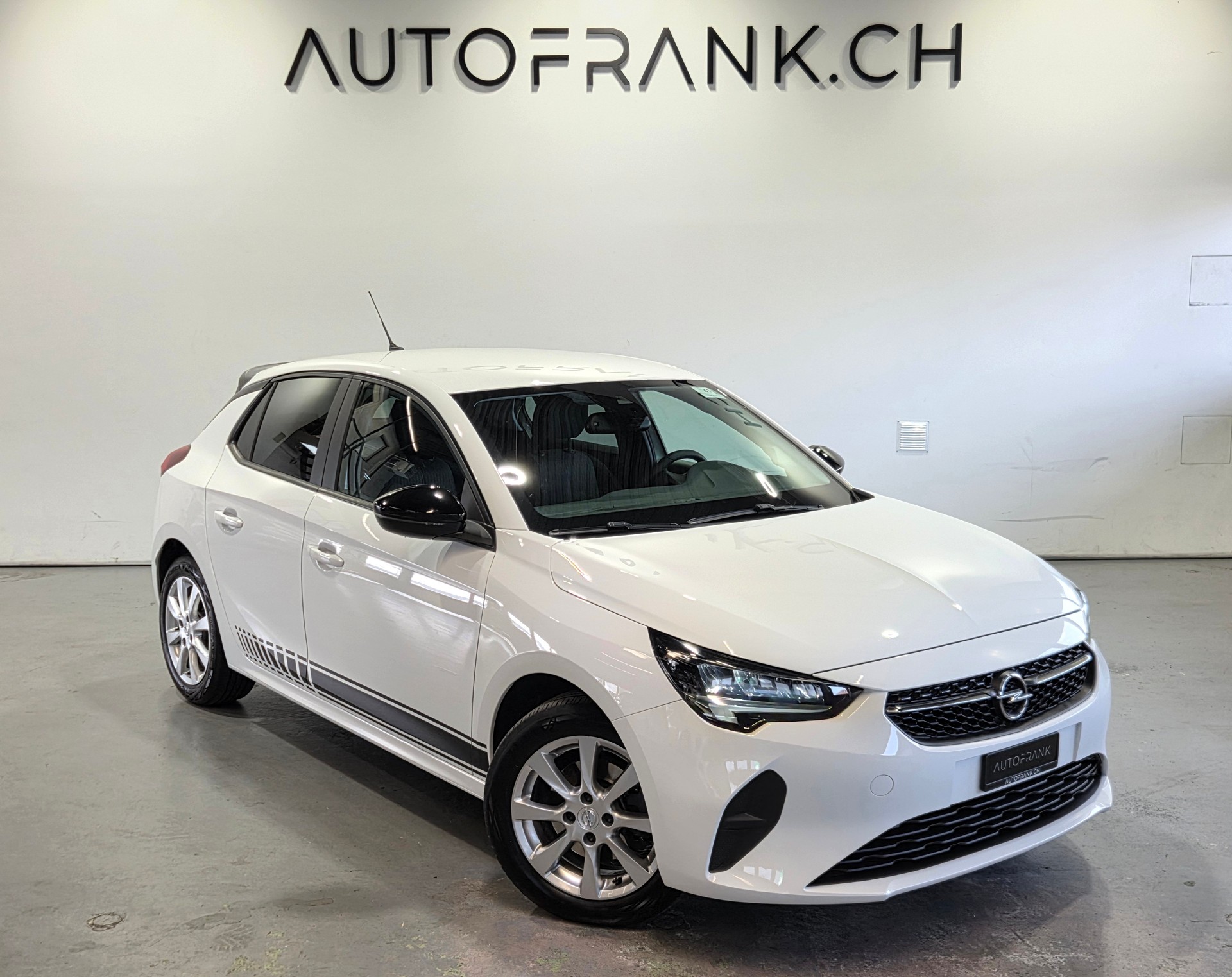 OPEL Corsa 1.2 T Edition-image-3