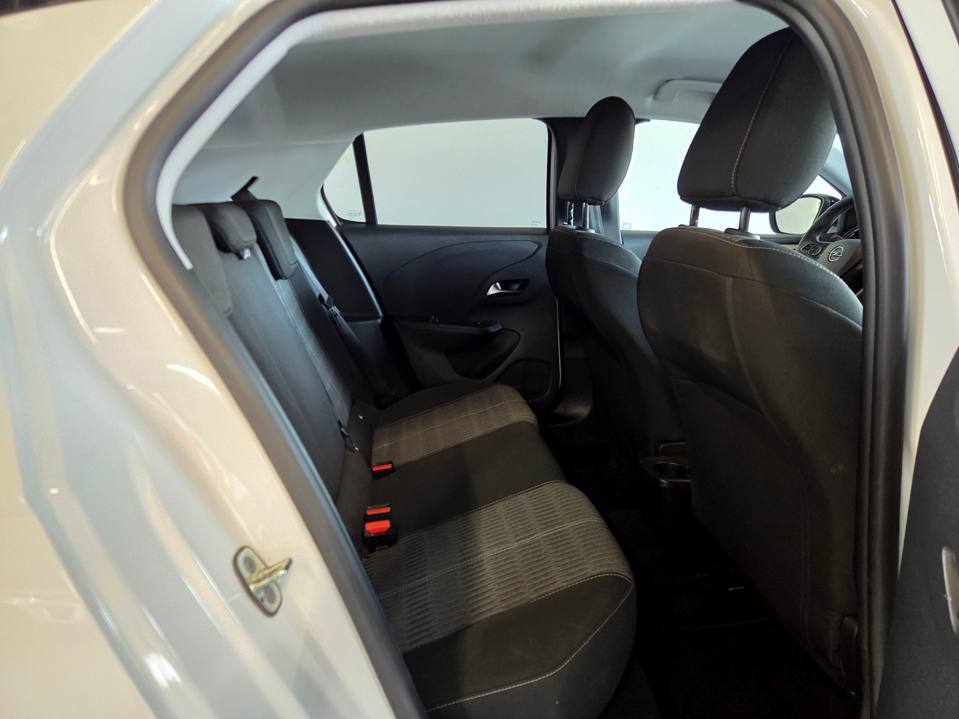 OPEL Corsa 1.2 T Edition-image-19