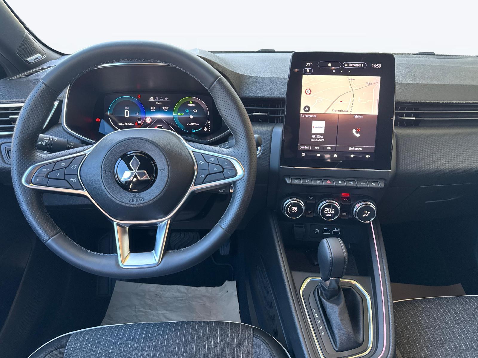 MITSUBISHI Colt 1.6 HEV Instyle-image-8