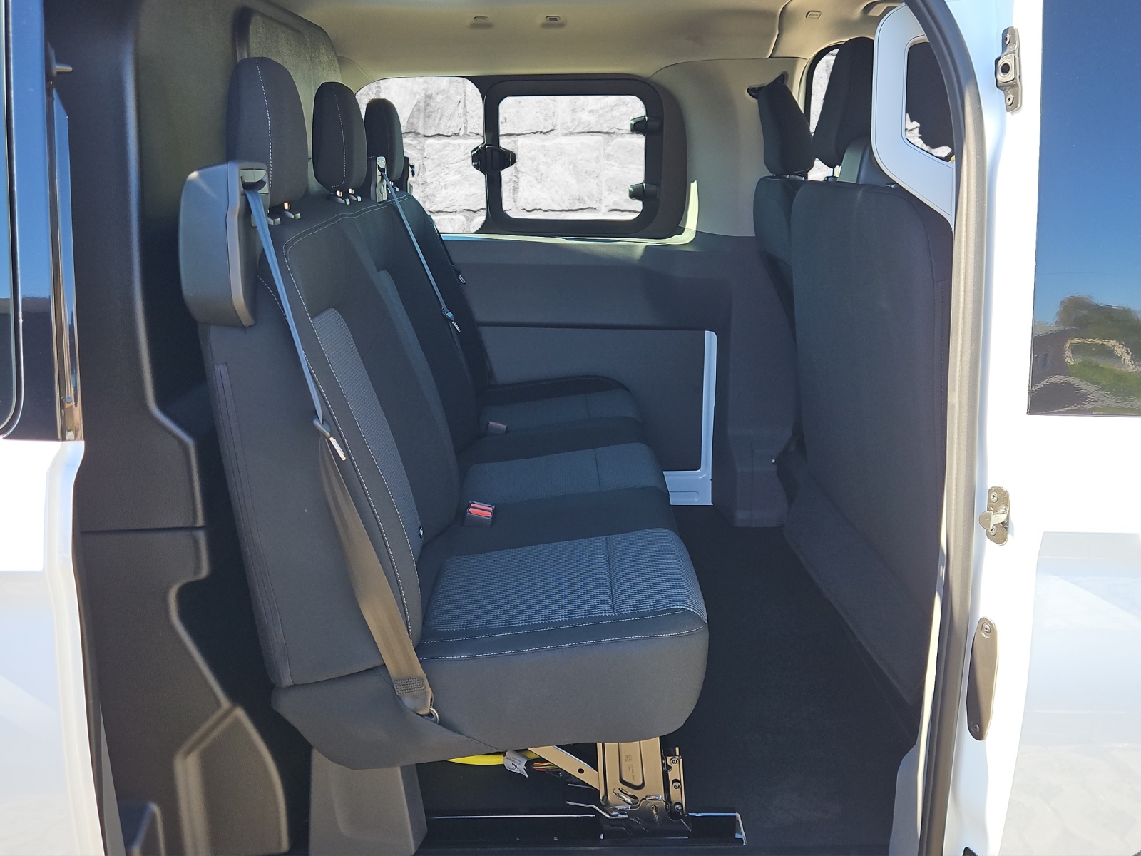 VW e-Transporter Plus 70 kWh Edition-image-11