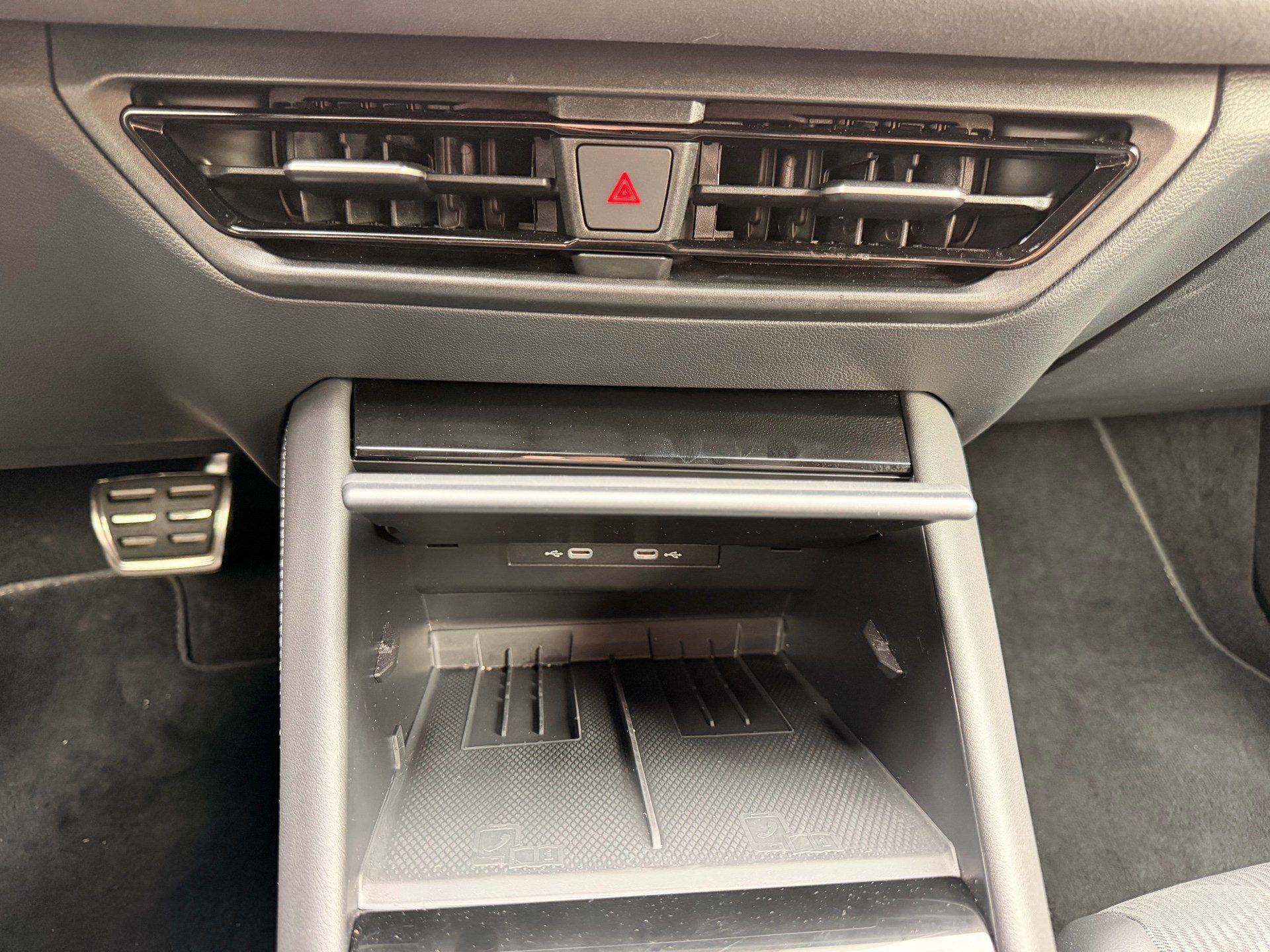 VW Tayron 2.0 TDI 193 PS 4Motion R-Line *** ANHÄNGERKUPPLUNG & HEAD UP DISPLAY ***-image-21
