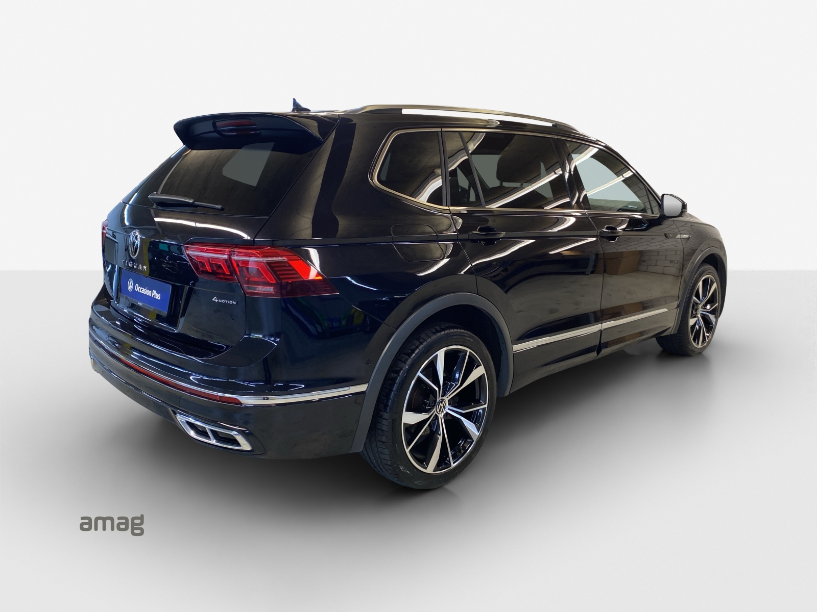 VW Tiguan Allspace 2.0TSI R-Line 4Motion DSG-image-4