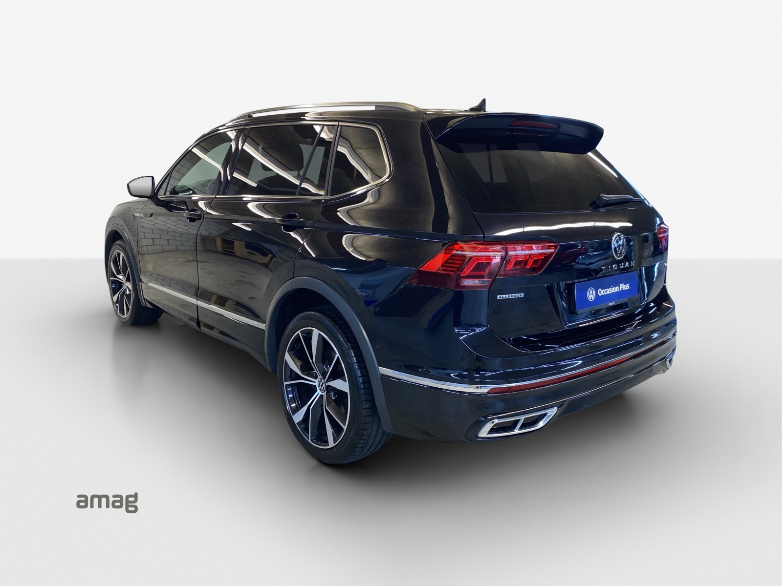 VW Tiguan Allspace 2.0TSI R-Line 4Motion DSG-image-2