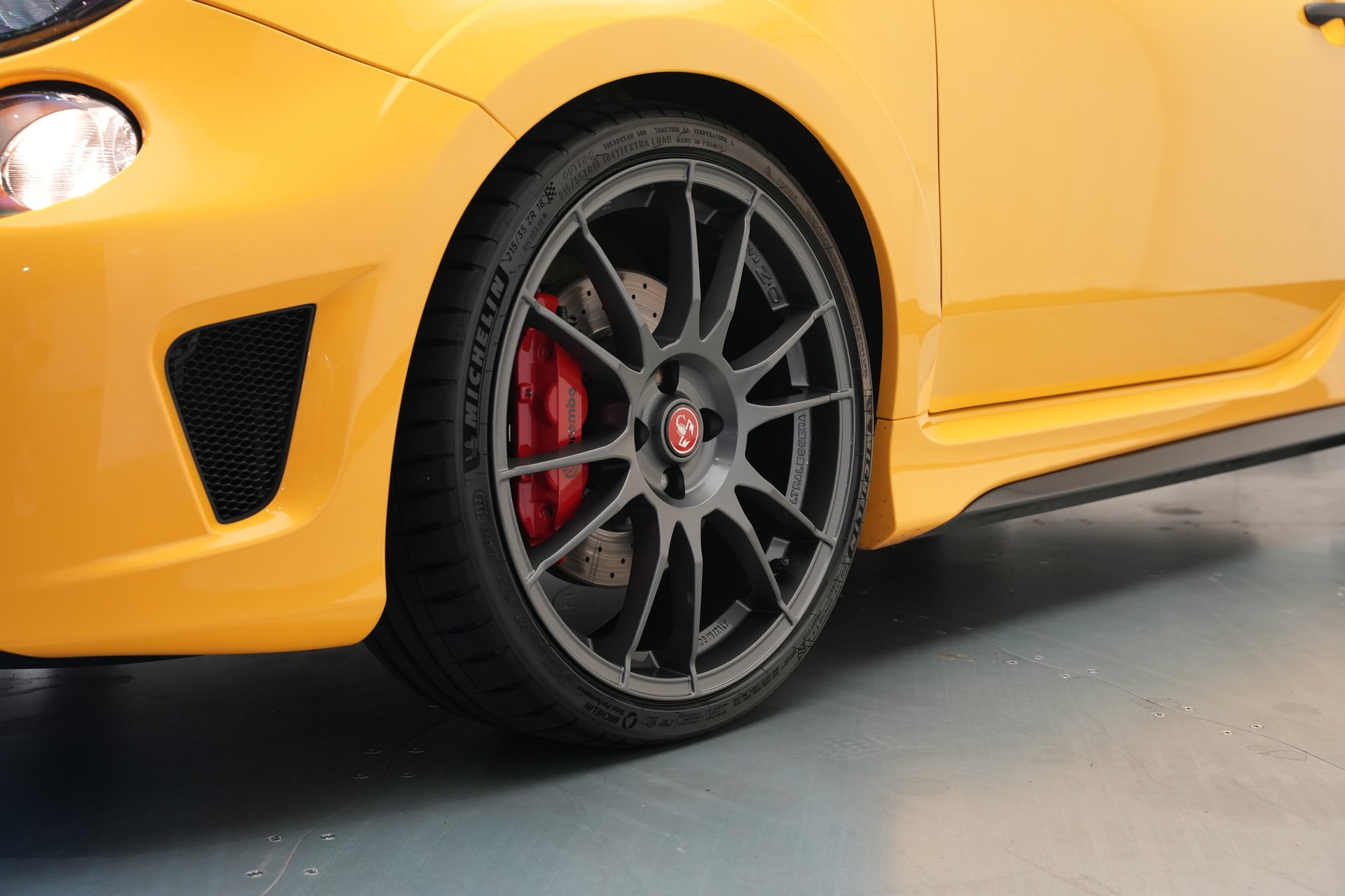 FIAT 695 1.4 16V Turbo Abarth Biposto record *52/133*-image-47