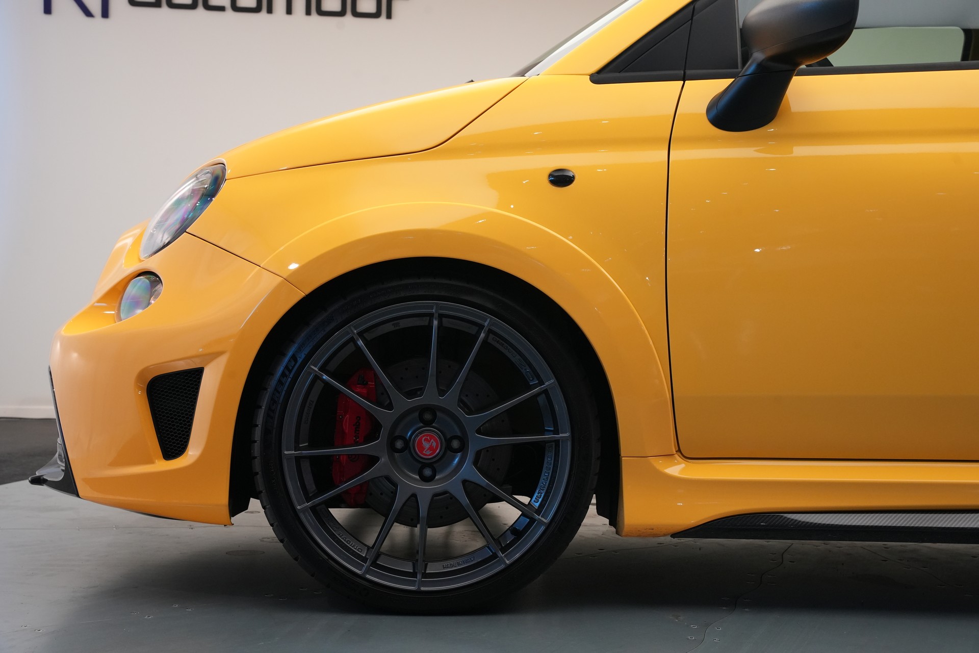 FIAT 695 1.4 16V Turbo Abarth Biposto record *52/133*-image-36