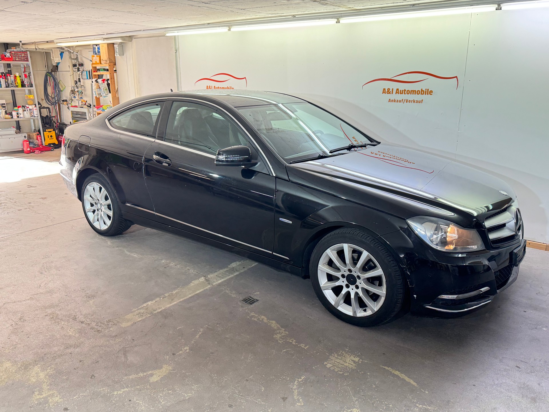 MERCEDES-BENZ C 180 Coupé 7G-Tronic-image-1