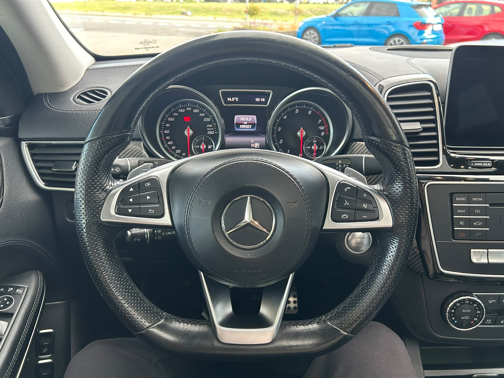 MERCEDES-BENZ GLS 500 4Matic 9G-Tronic-image-8