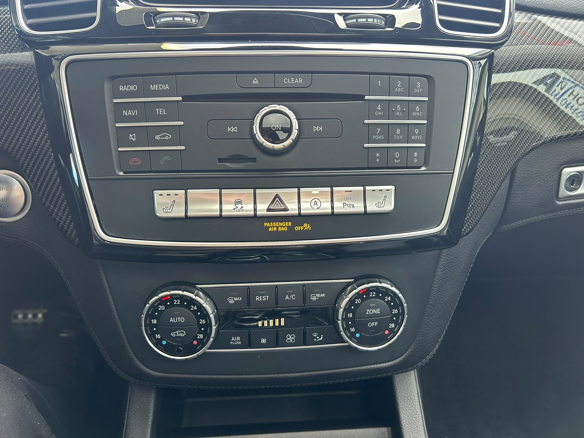 MERCEDES-BENZ GLS 500 4Matic 9G-Tronic-image-13