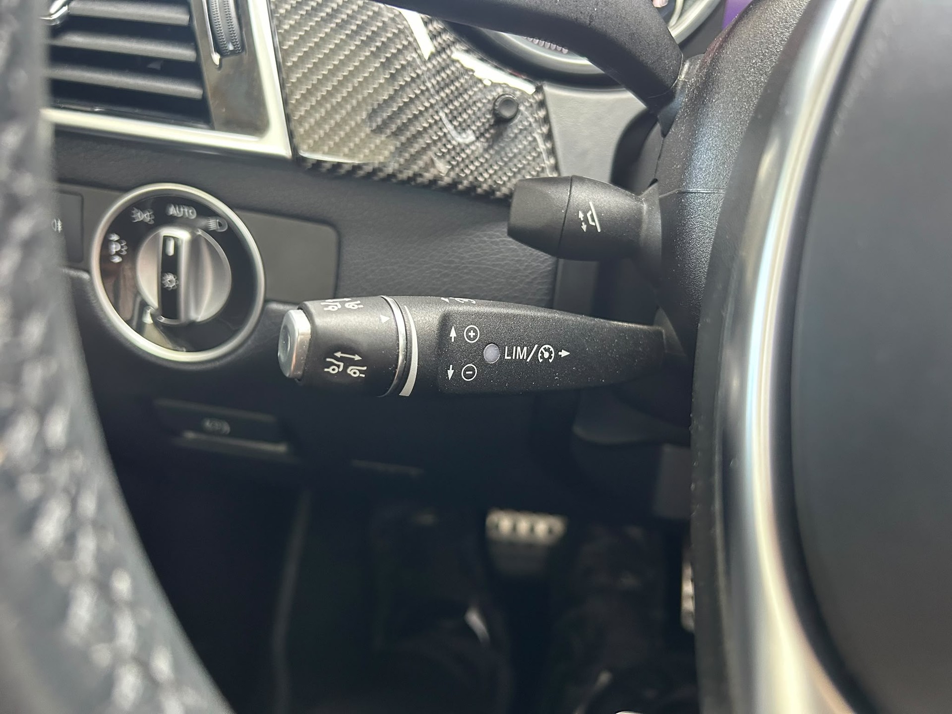 MERCEDES-BENZ GLS 500 4Matic 9G-Tronic-image-11