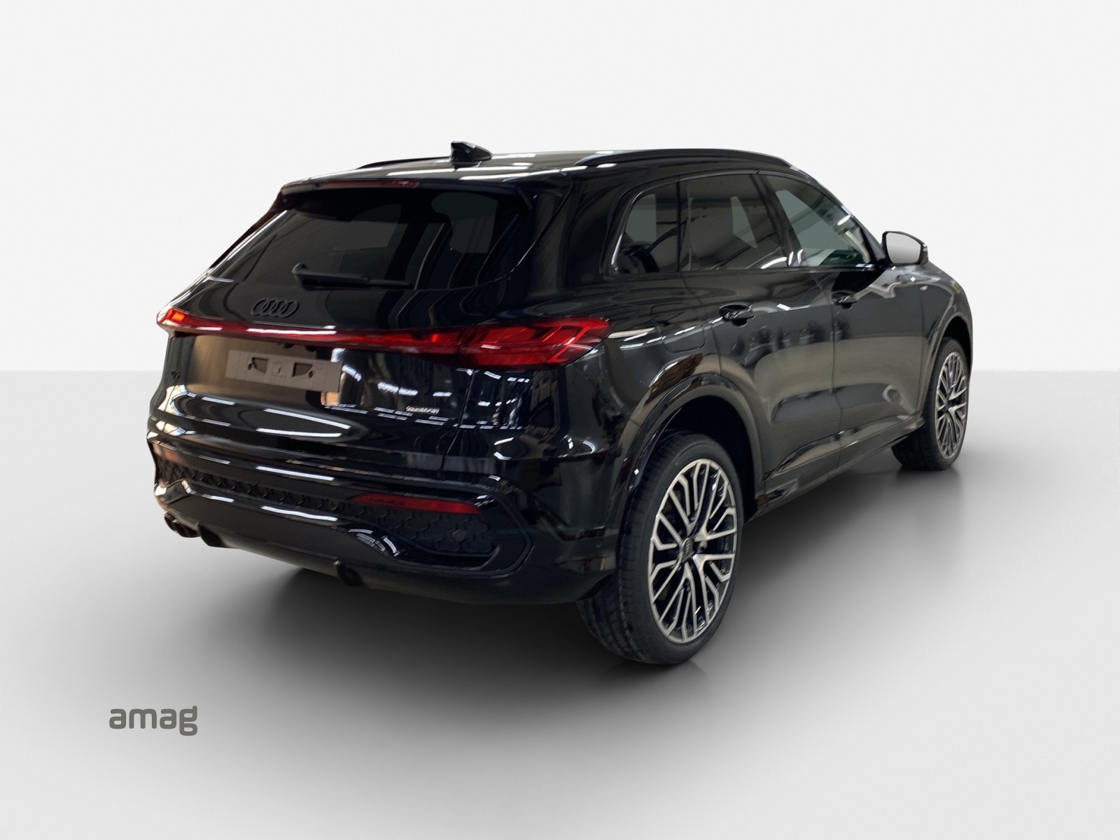 AUDI Q5 TDI quattro 220 kW S-tronic-image-4
