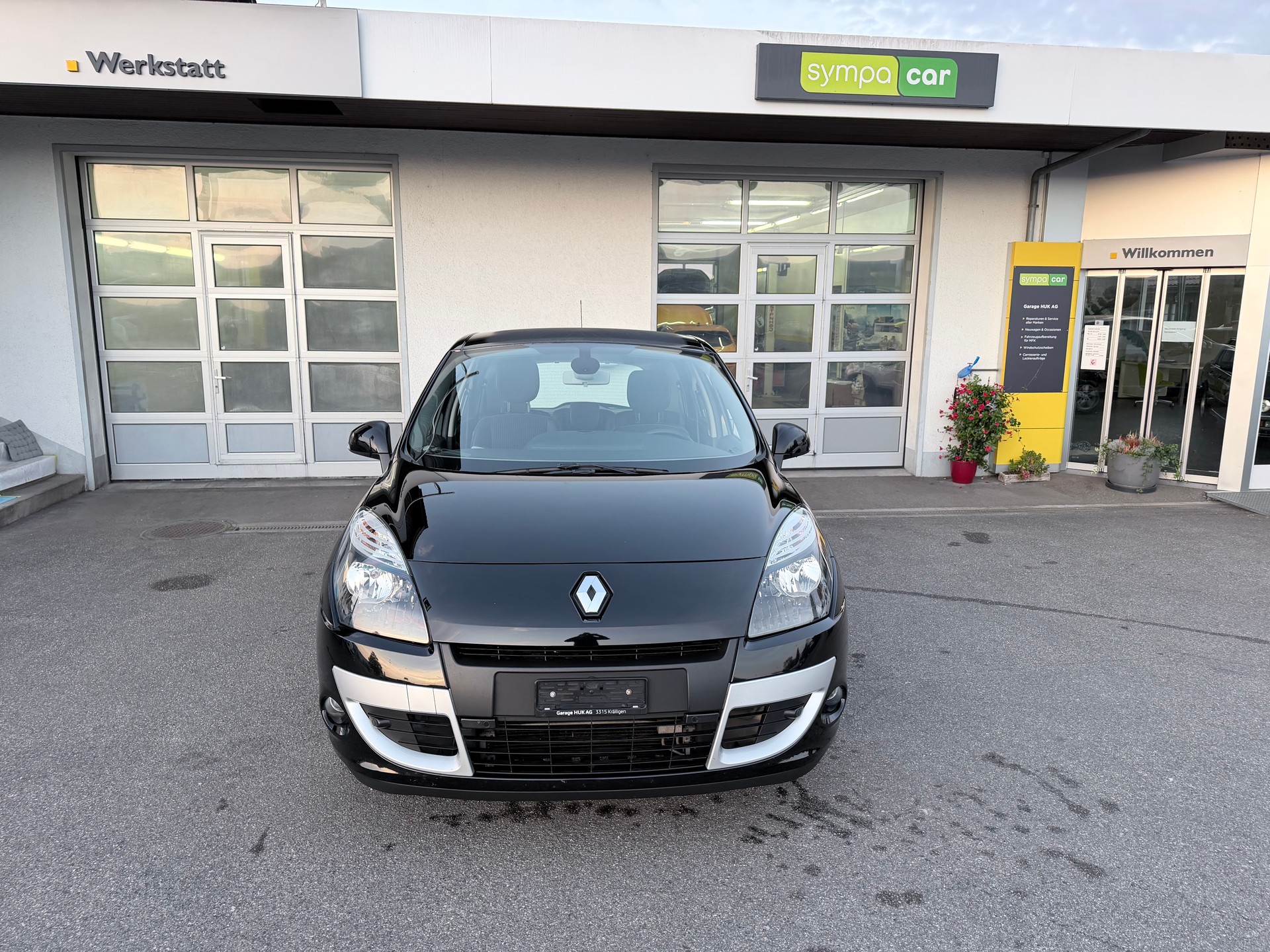 RENAULT Scénic 2.0 16V Dynamique X-Tronic CVT+++ANHÄNGERKUPPLUNG+++-image-4