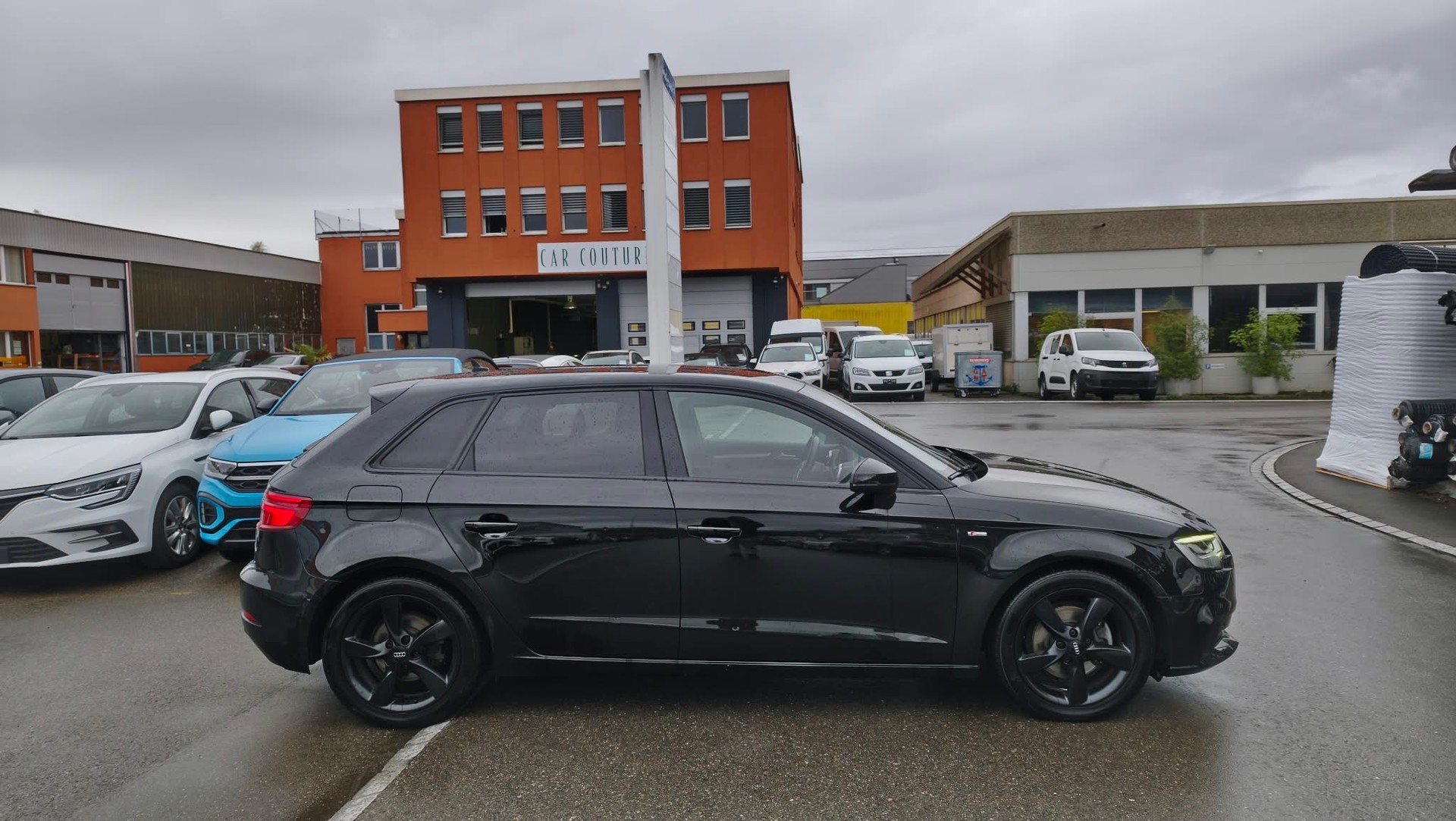 AUDI A3 Sportback 1.5 TFSI S-tronic-image-5