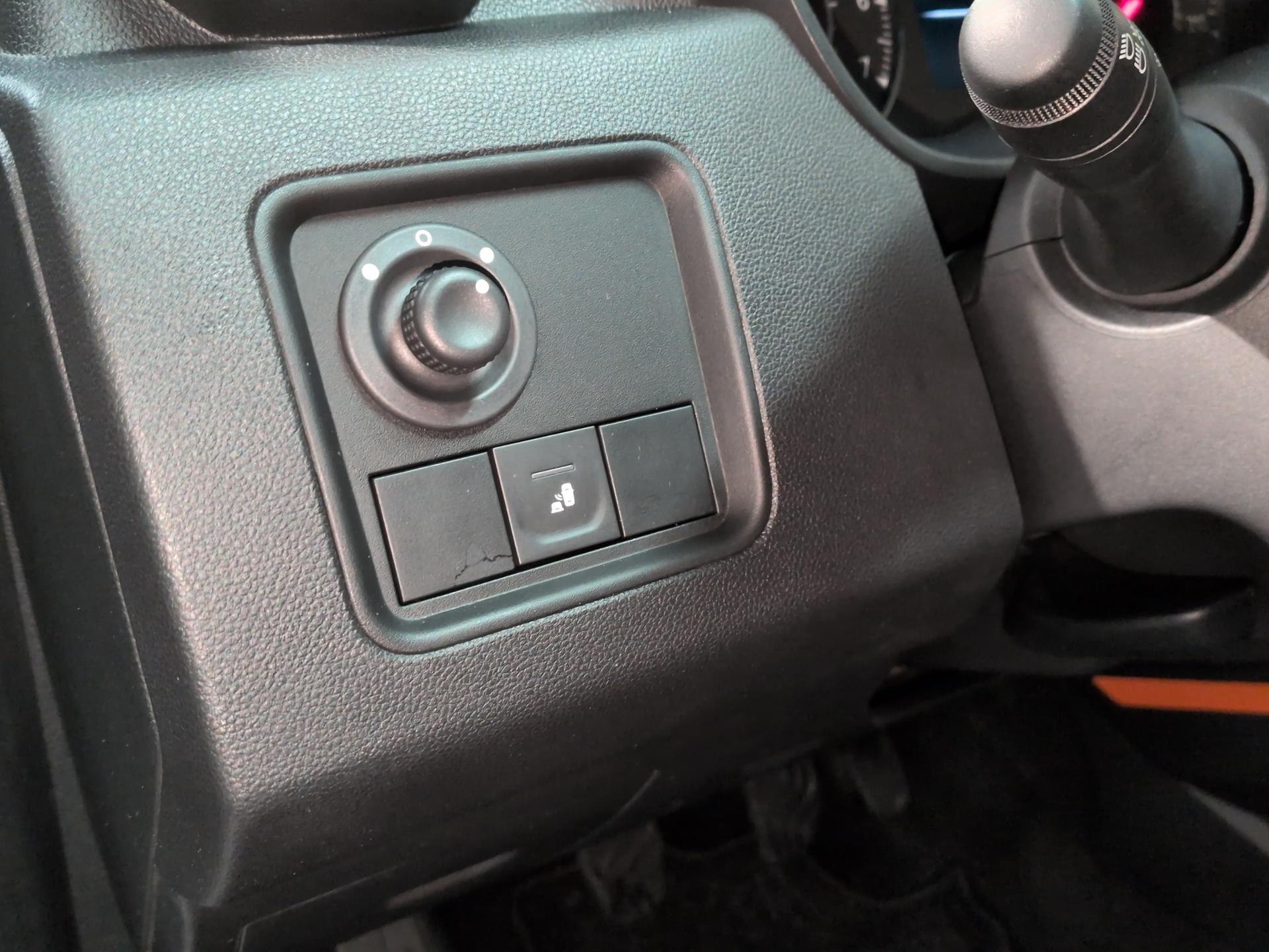 DACIA Duster TCe 150 Extreme 4x4-image-19