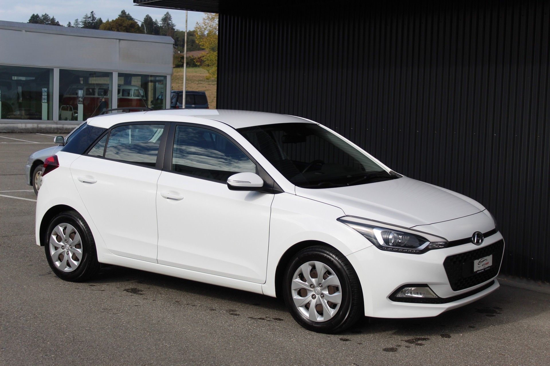 HYUNDAI i20 1.2 Amplia-image-0