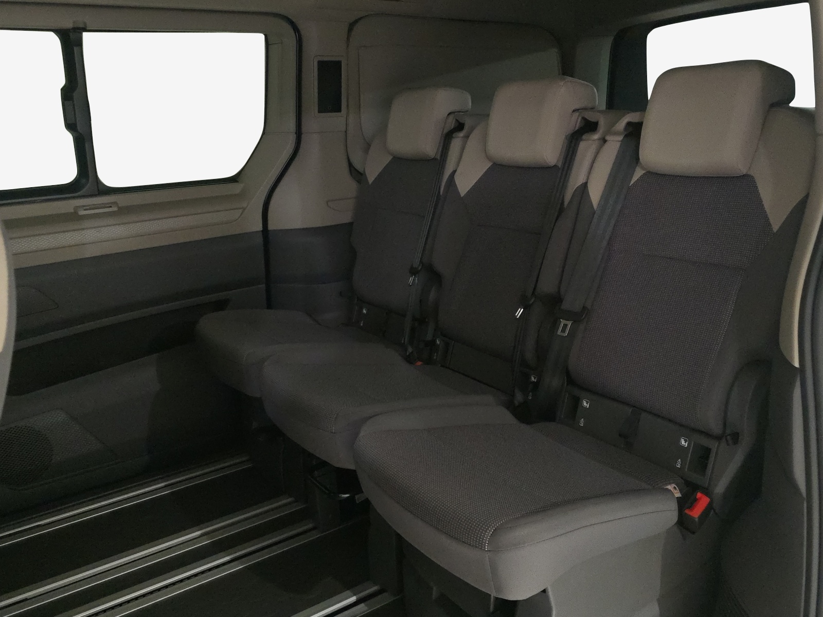 VW California 2.0 TDI Beach Tour Liberty-image-11