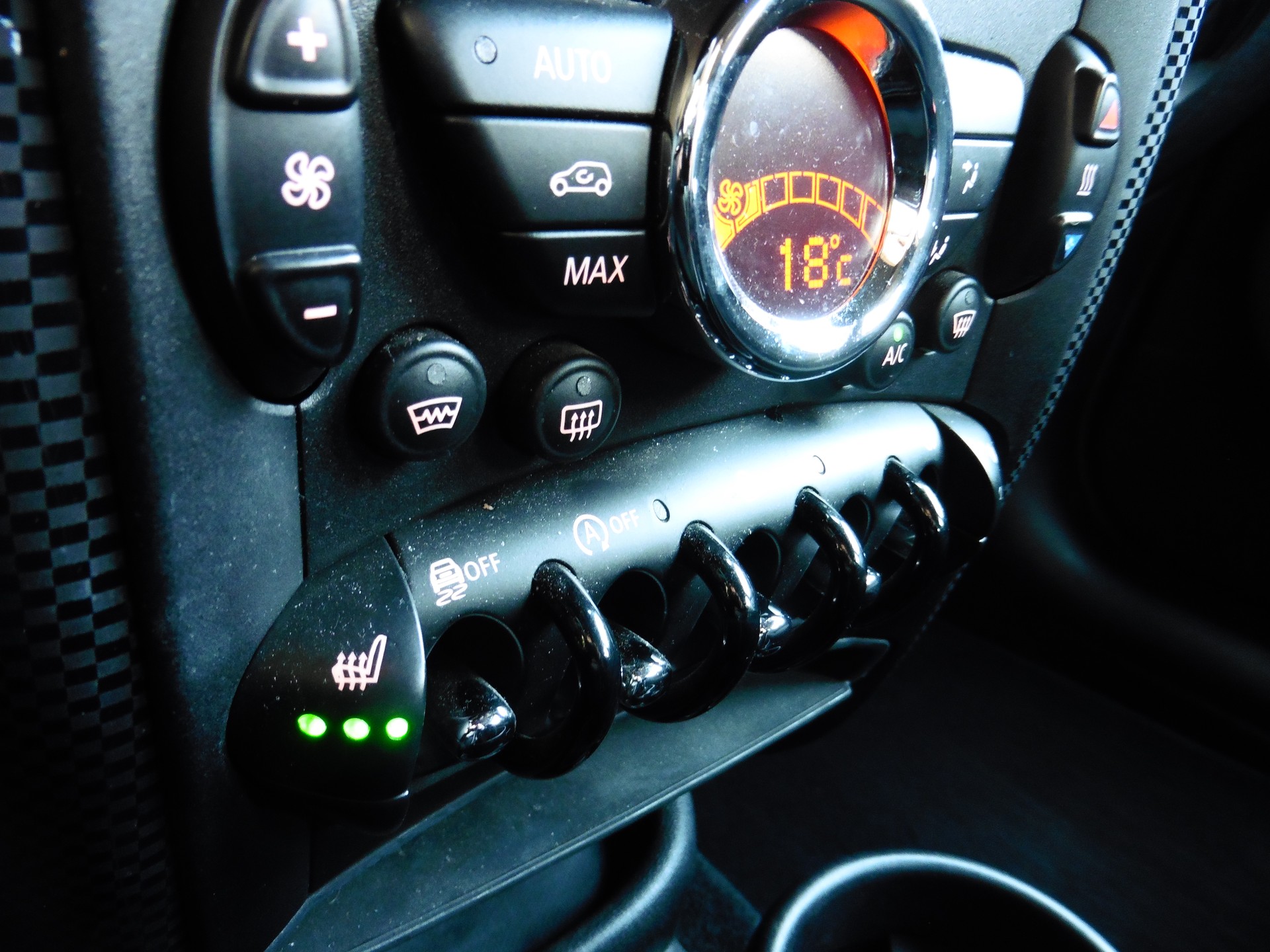 MINI Countryman Cooper ALL4-image-18